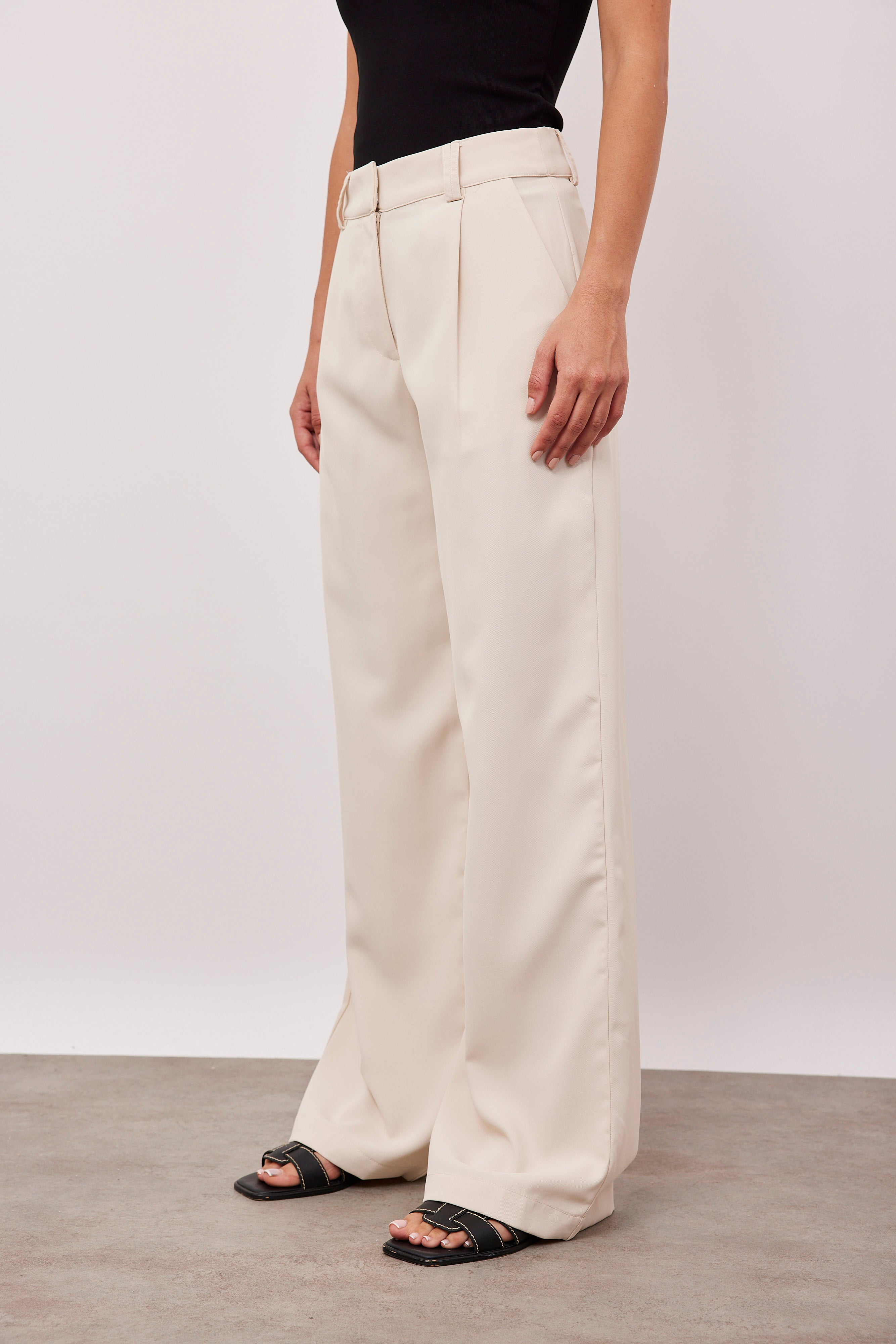 מכנסיים מחויטים מתרחבים - ITAY BRANDS