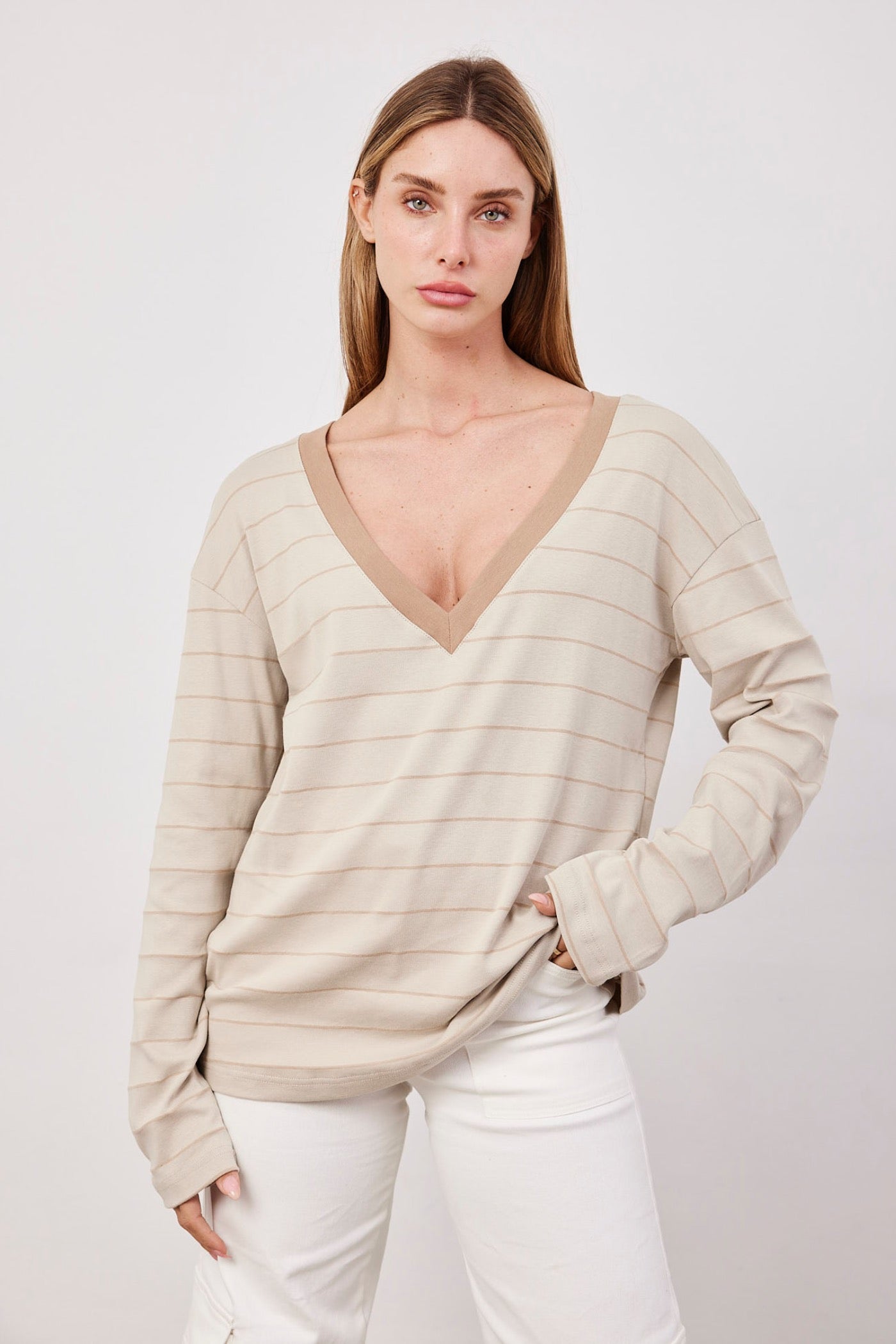 חולצת וי פסים אוברסייז - ITAY BRANDS