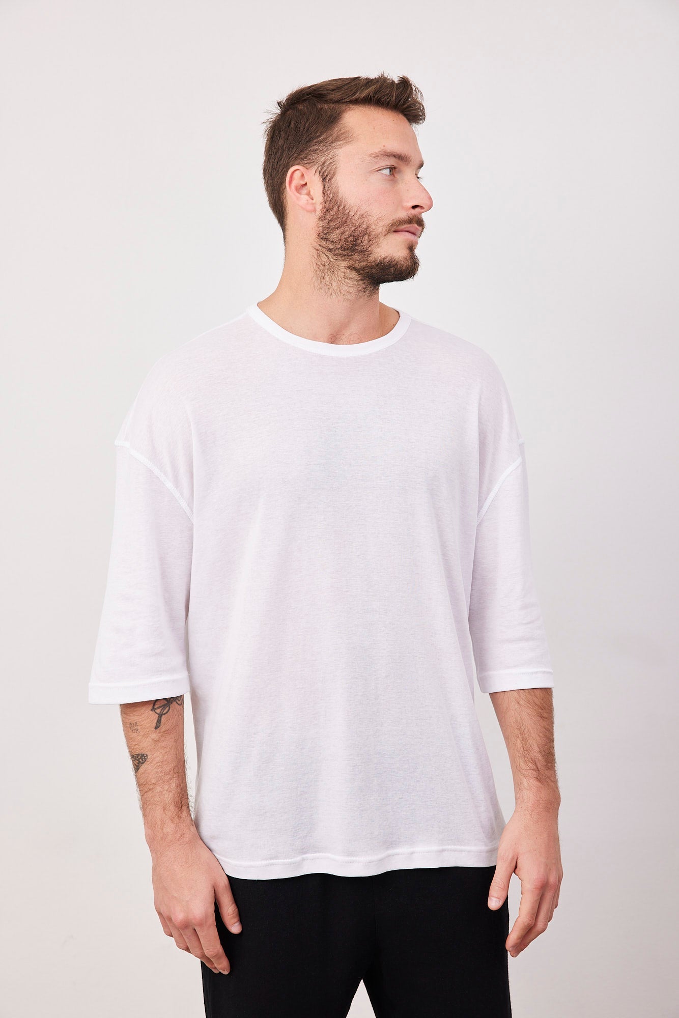 טי-שרט שרוול אמצע - ITAY BRANDS