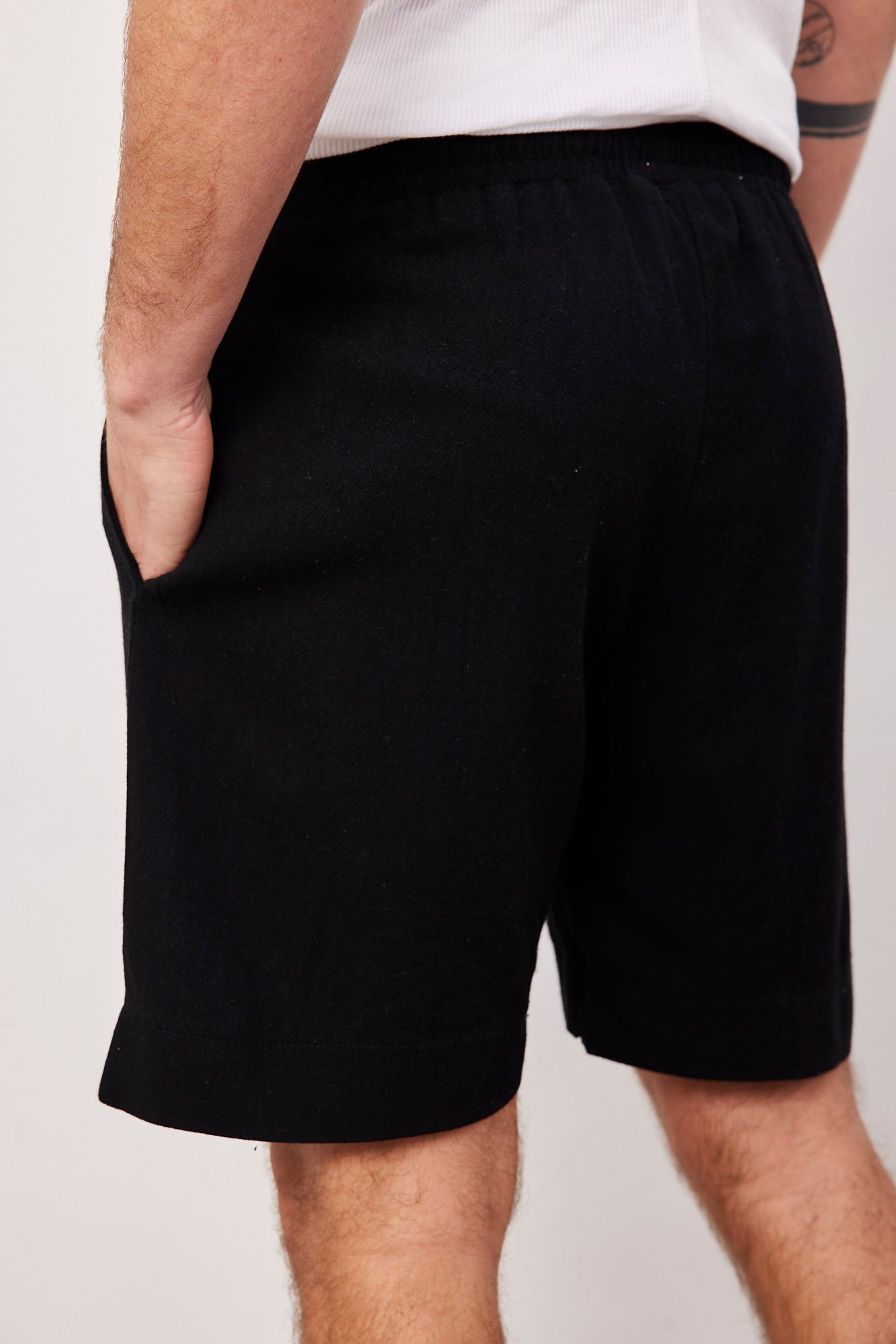 שורטס בשילוב פשתן - ITAY BRANDS