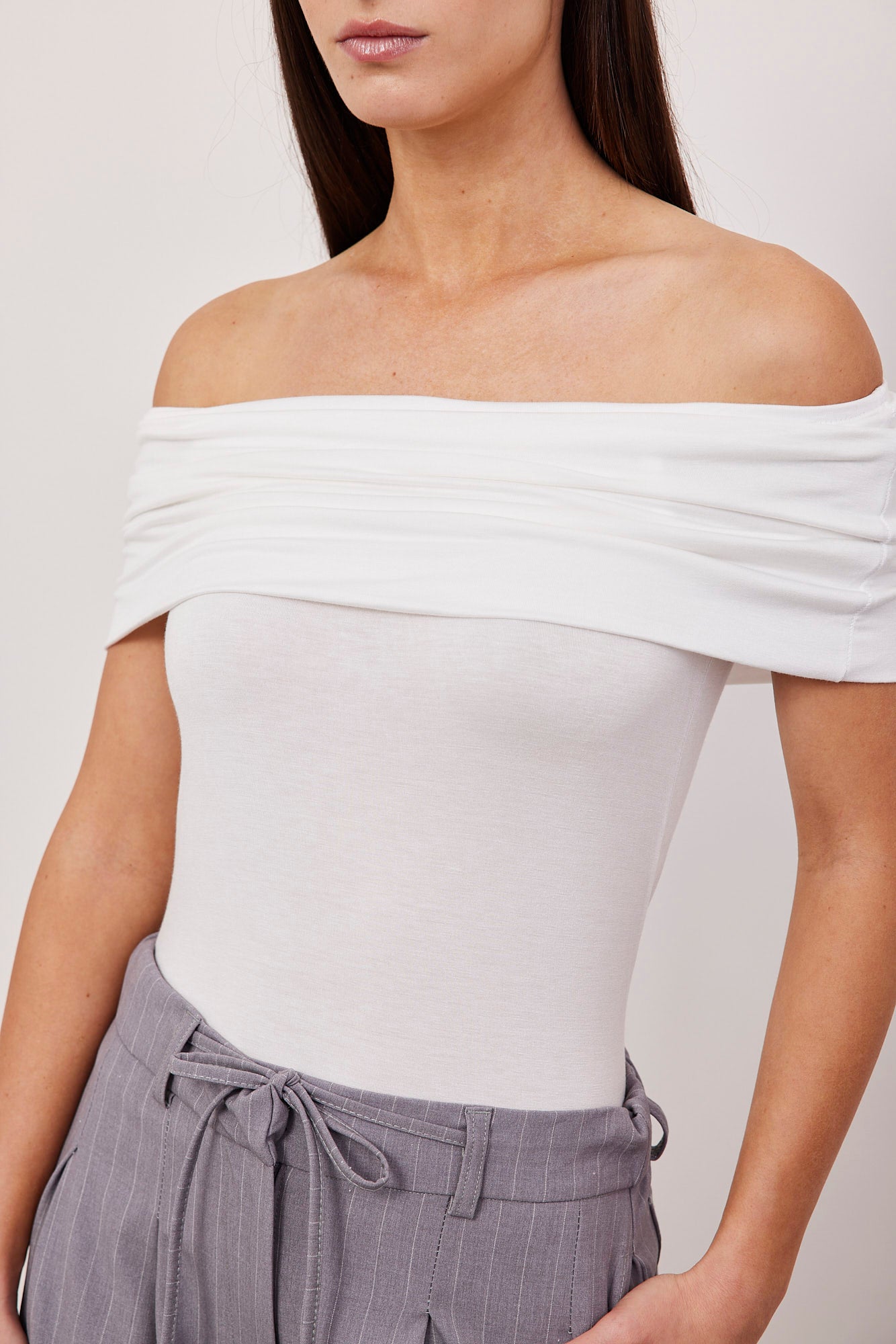 חולצת אוף שולדרס - ITAY BRANDS