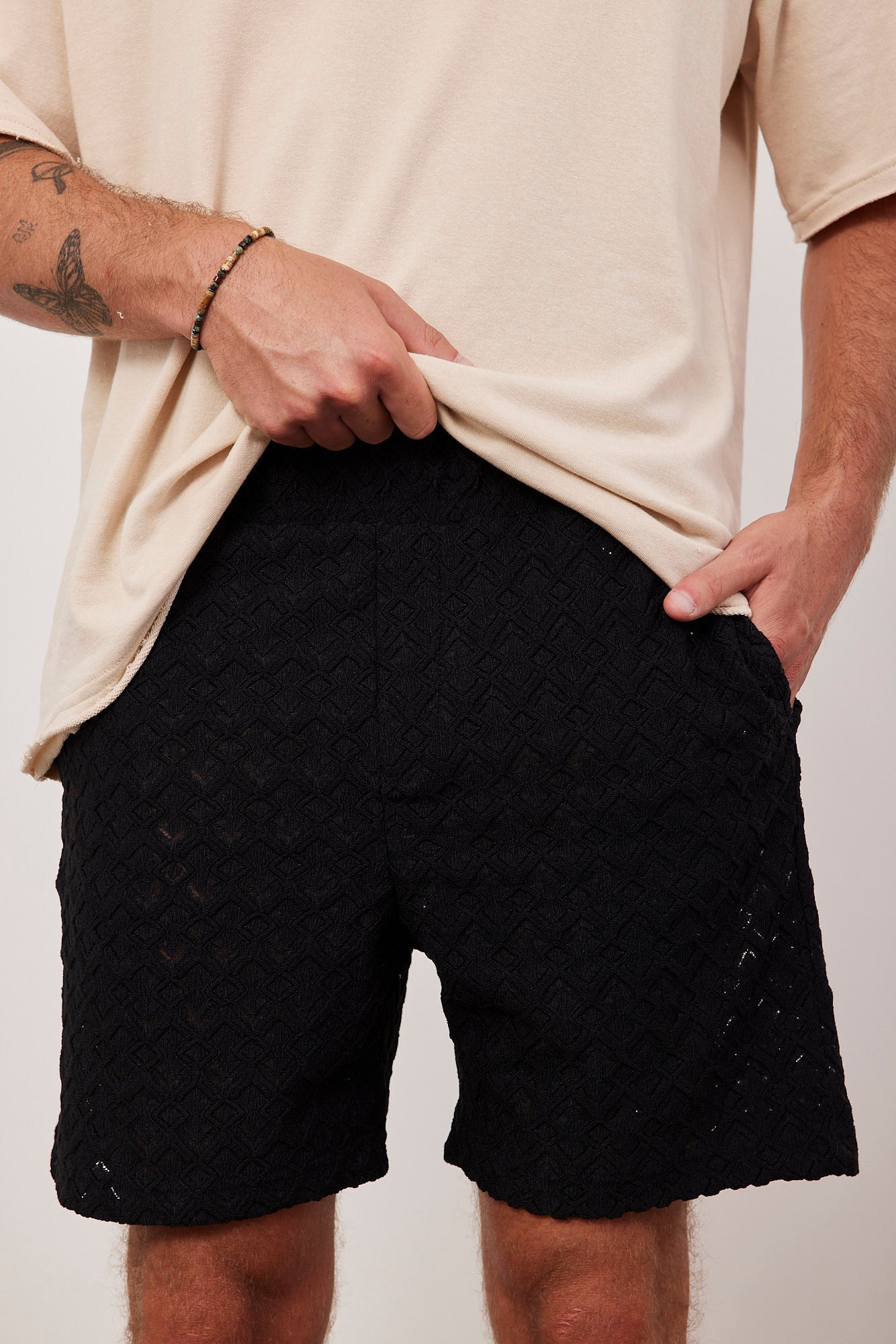 מכנסיים קצרים בטקסטורת קרושה - ITAY BRANDS