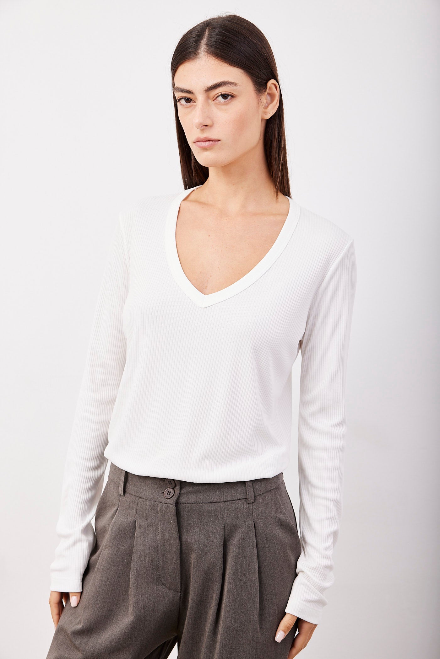 חולצת וי ארוכה בטקסטורת פסים - ITAY BRANDS