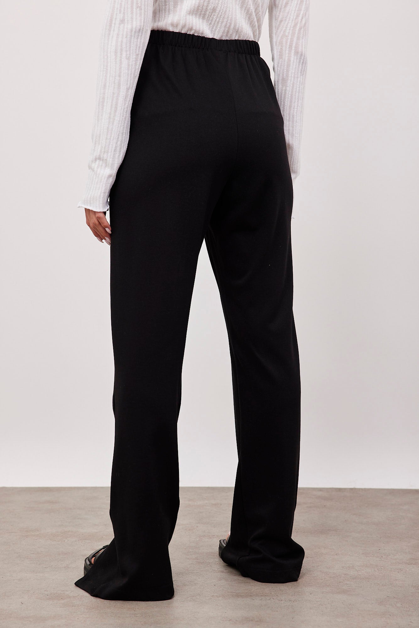 מכנסיים מתרחבים עם שסעים - ITAY BRANDS