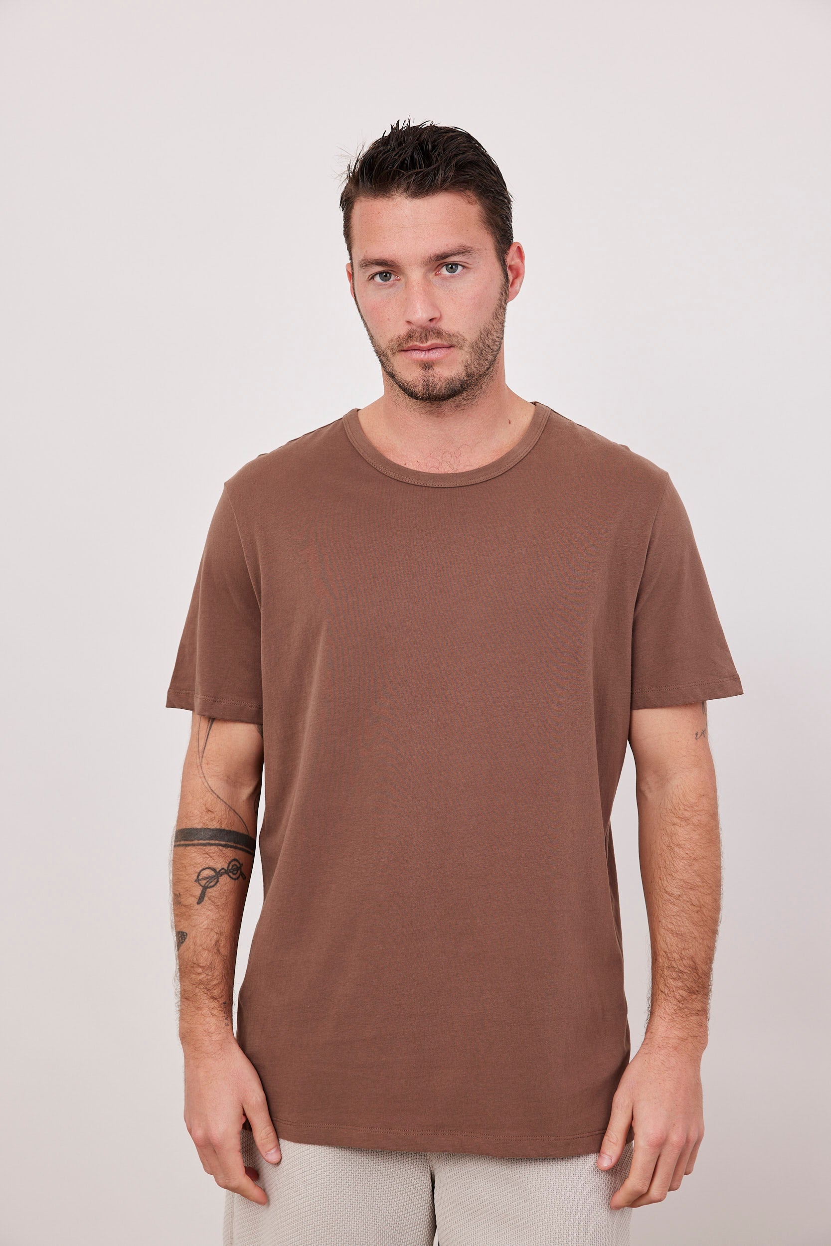 חולצת בייסיק גזרה רחבה