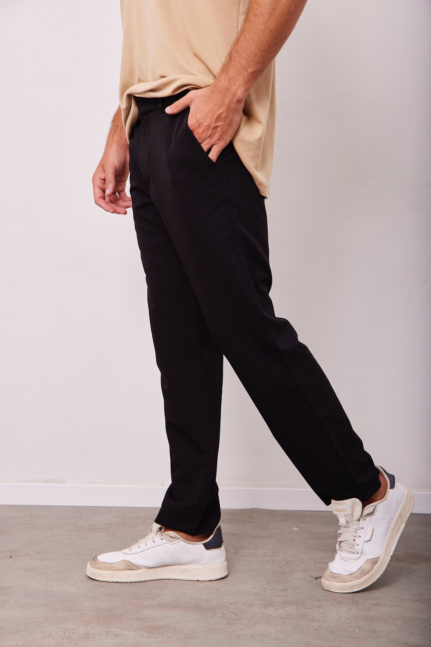 מכנסיים מחויטים - שחור - ITAY BRANDS