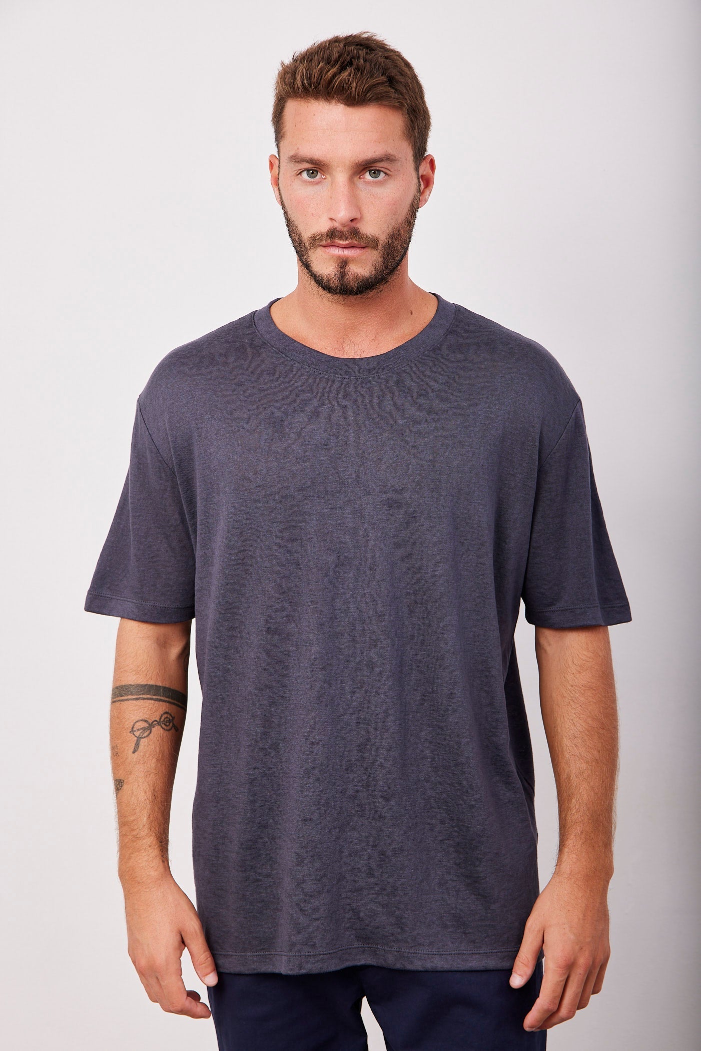 טי-שרט במראה פשתן - ITAY BRANDS