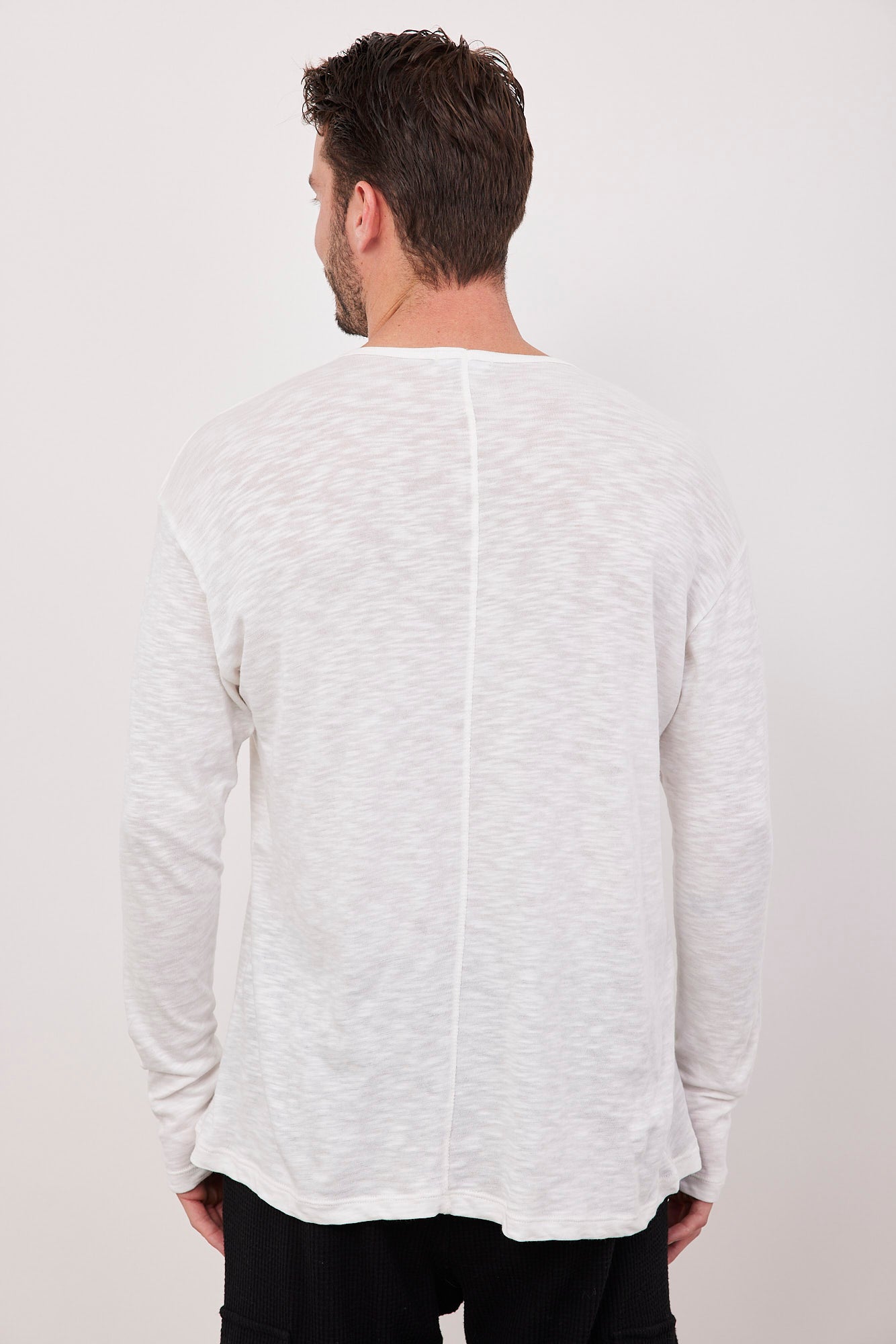 חולצה במראה פשתן עם תיפור בולט - ITAY BRANDS