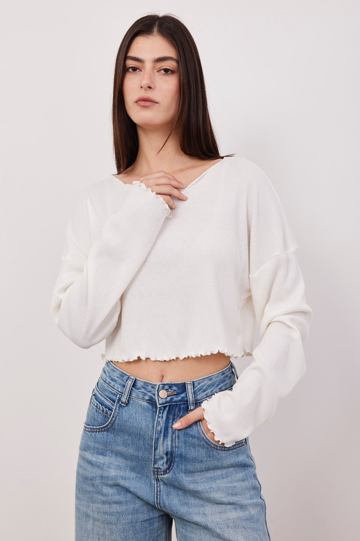 חולצת קרופ בגימור בייבלוק - ITAY BRANDS