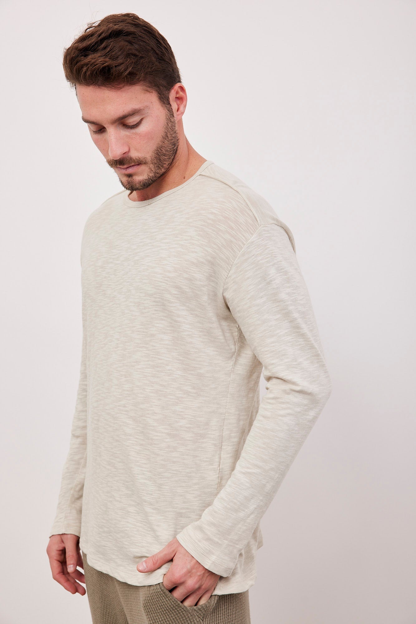 חולצה במראה פשתן עם תיפור בולט - ITAY BRANDS