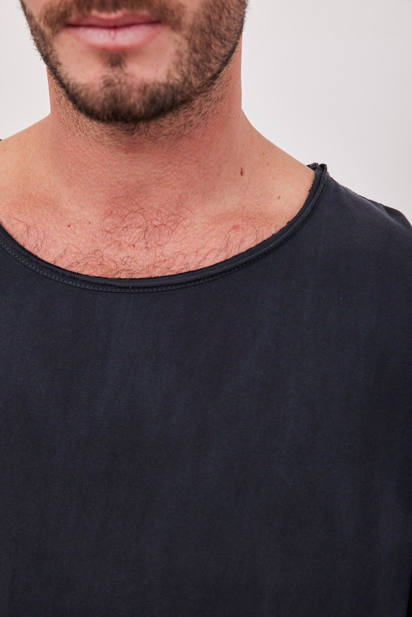 חולצה ארוכה במפתח עגול פרום - ITAY BRANDS