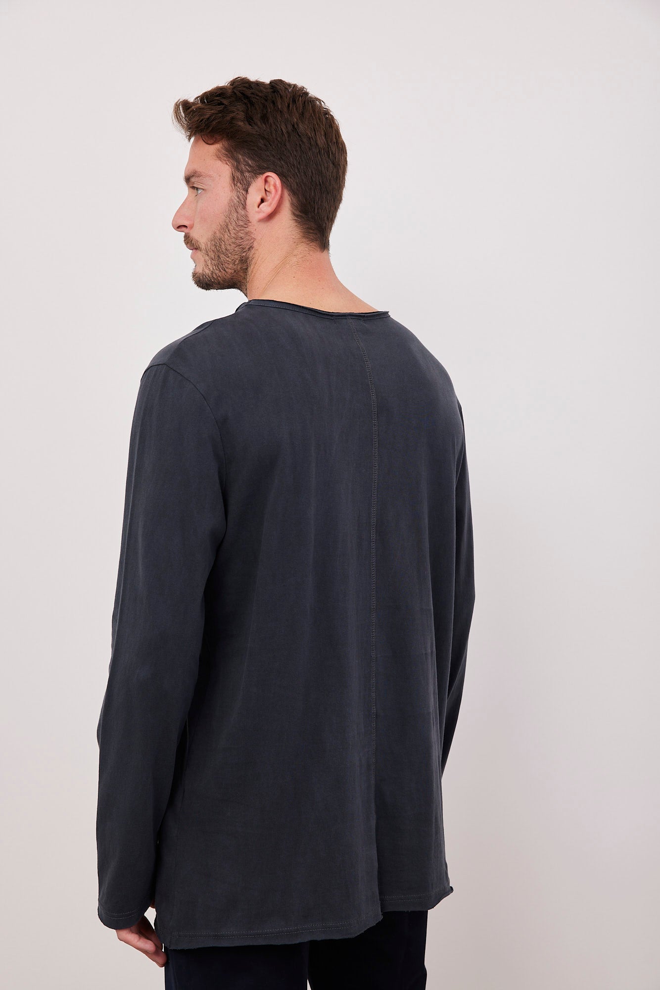 חולצה ארוכה במפתח עגול פרום - ITAY BRANDS