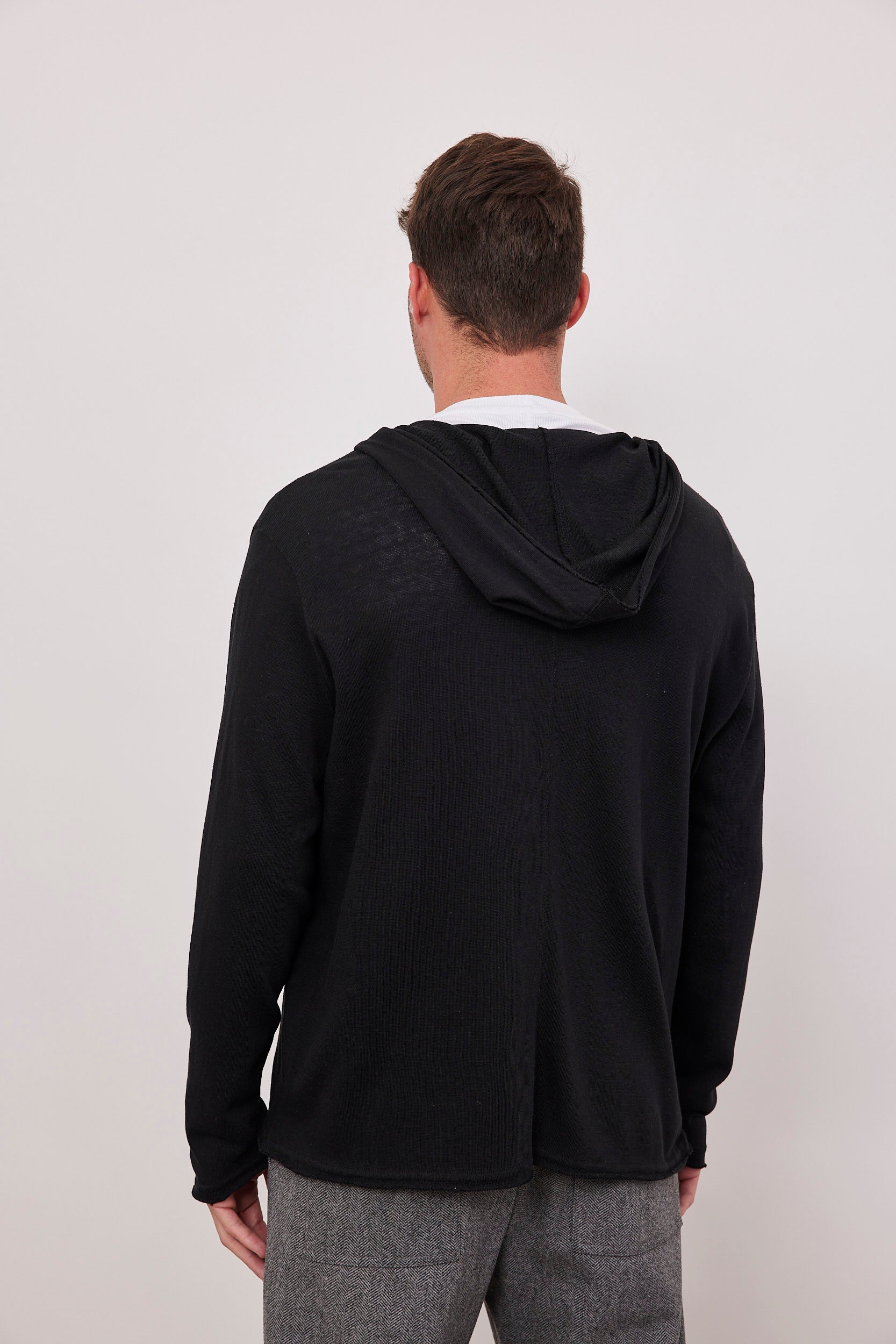 גקט קפוצון בסגירת רוכסן