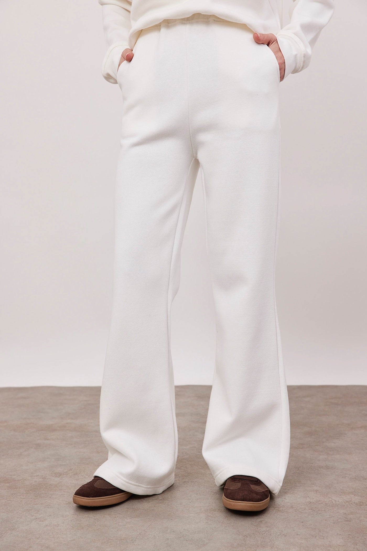 מכנסי פוטר מתרחבים