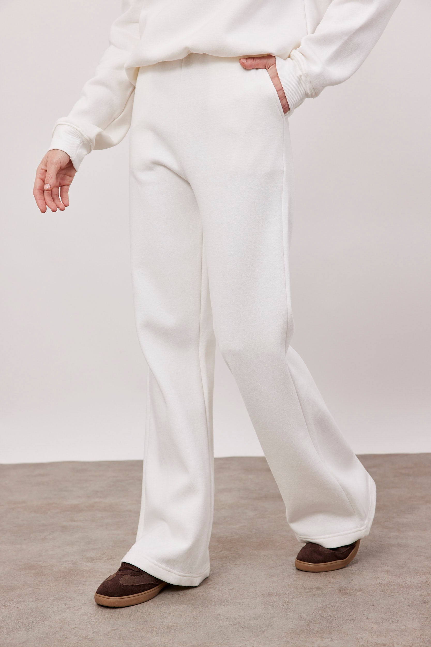 מכנסי פוטר מתרחבים