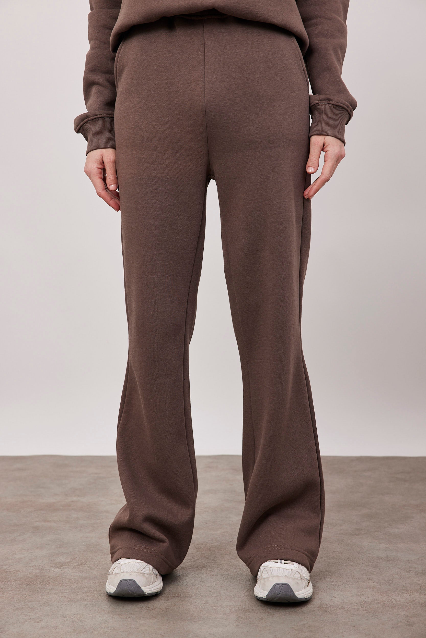 מכנסי פוטר מתרחבים