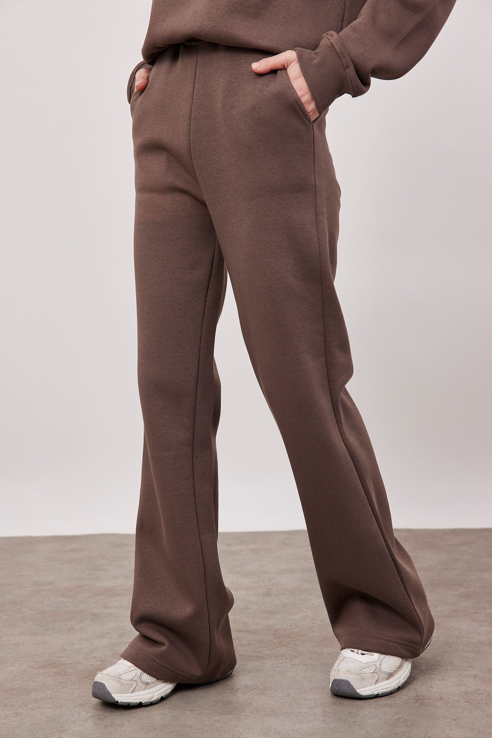 מכנסי פוטר מתרחבים