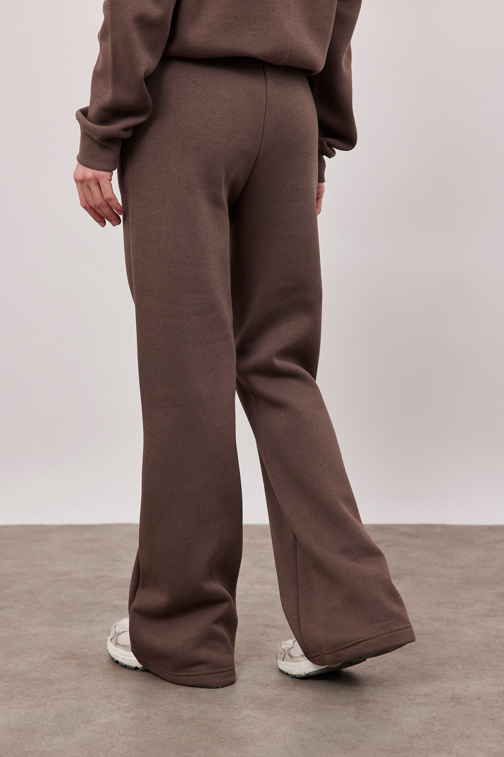 מכנסי פוטר מתרחבים