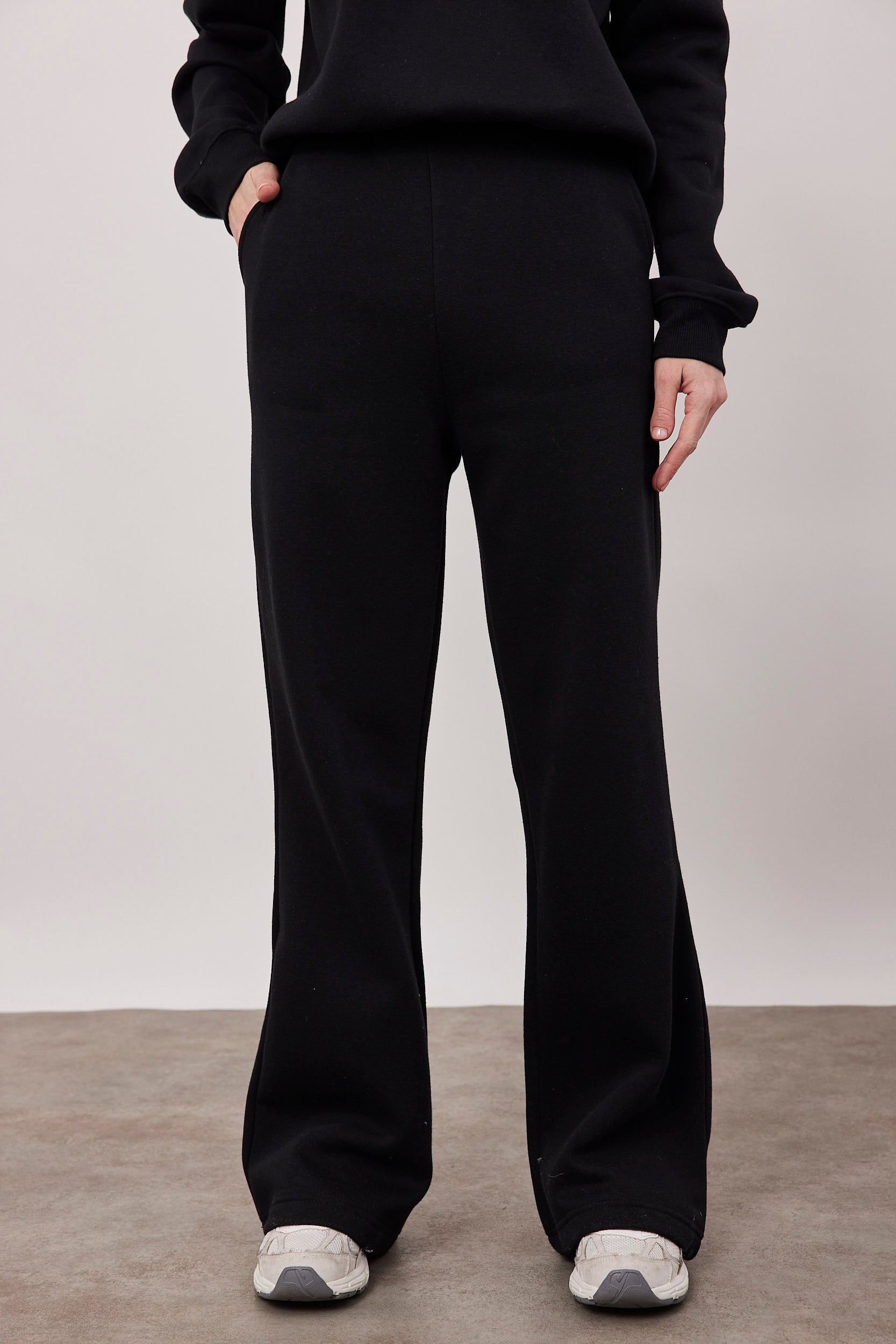 מכנסי פוטר מתרחבים