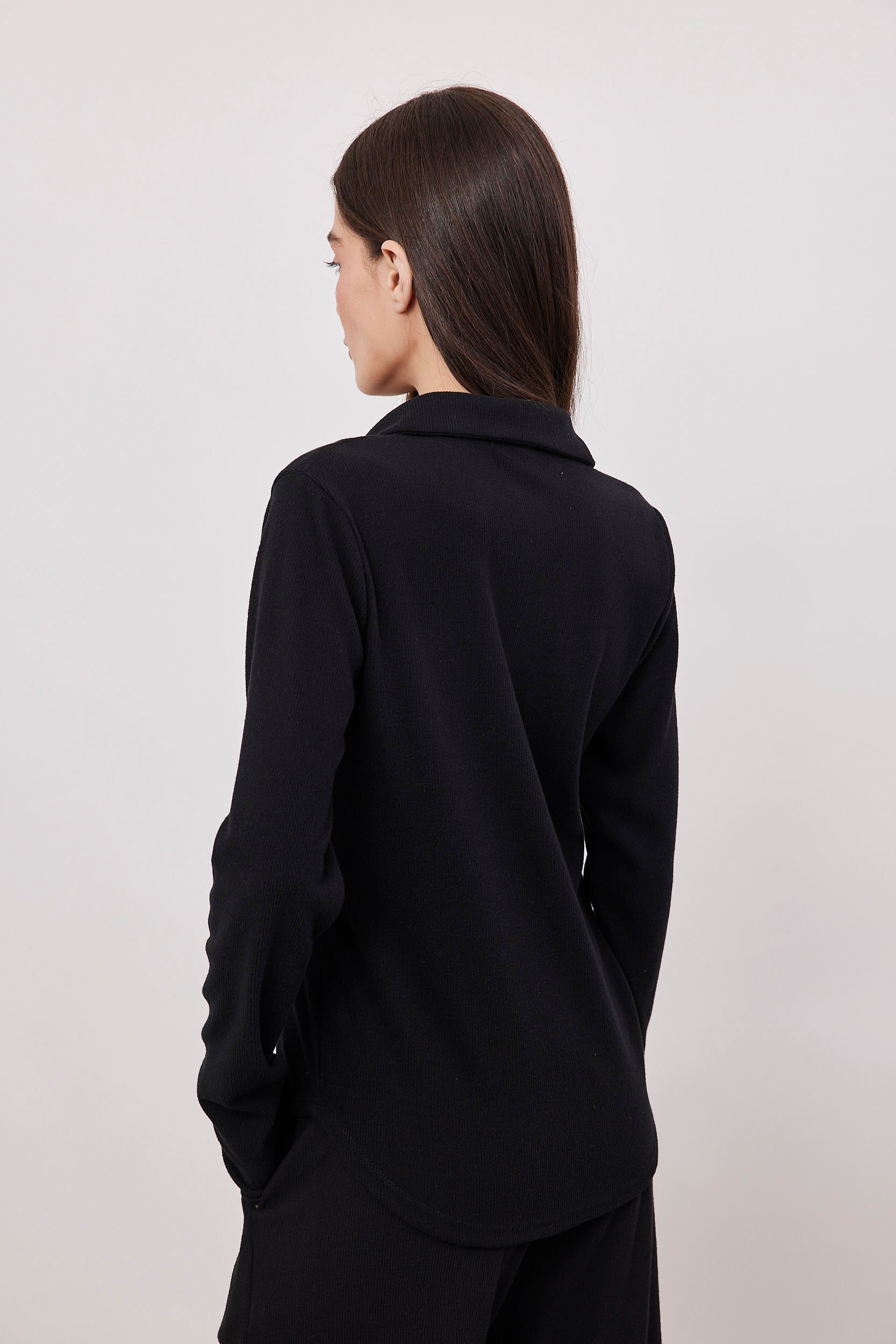 חולצת סריג מכופתרת