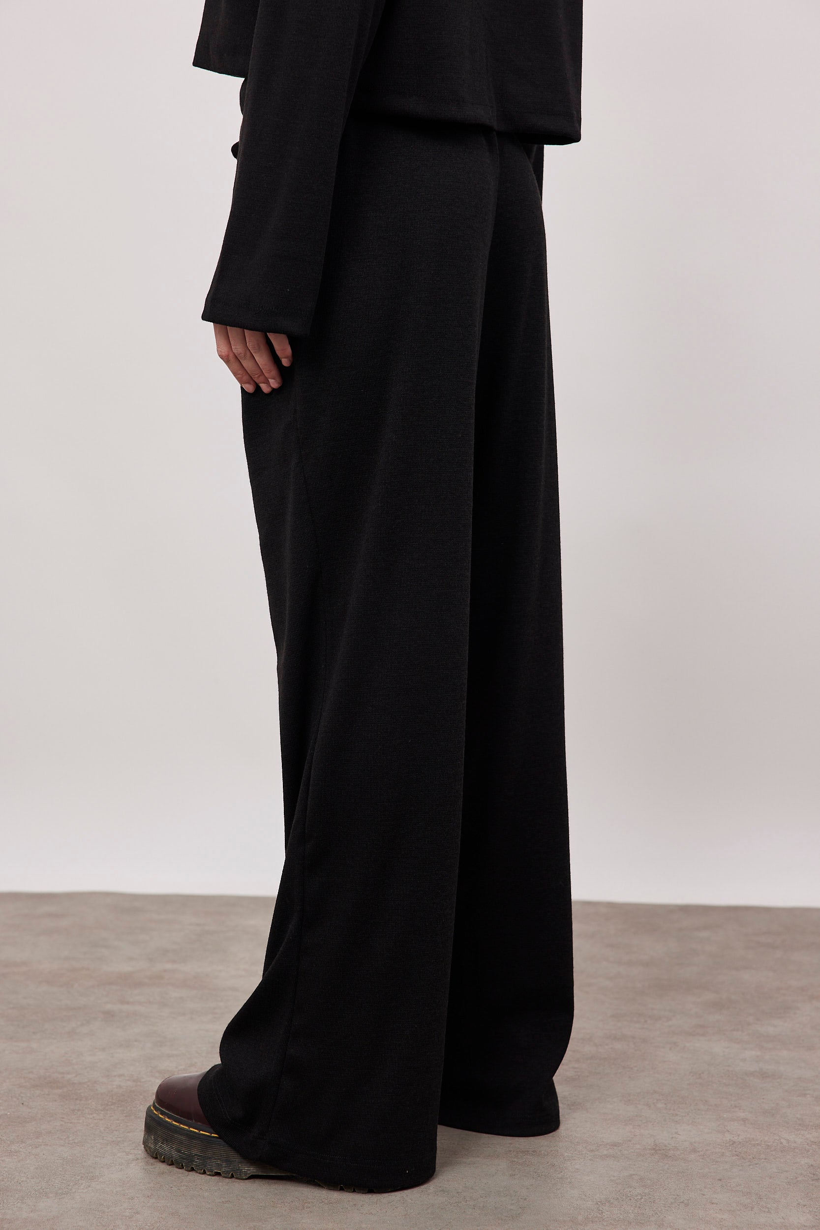 מכנסיים ארוכים בד סריג