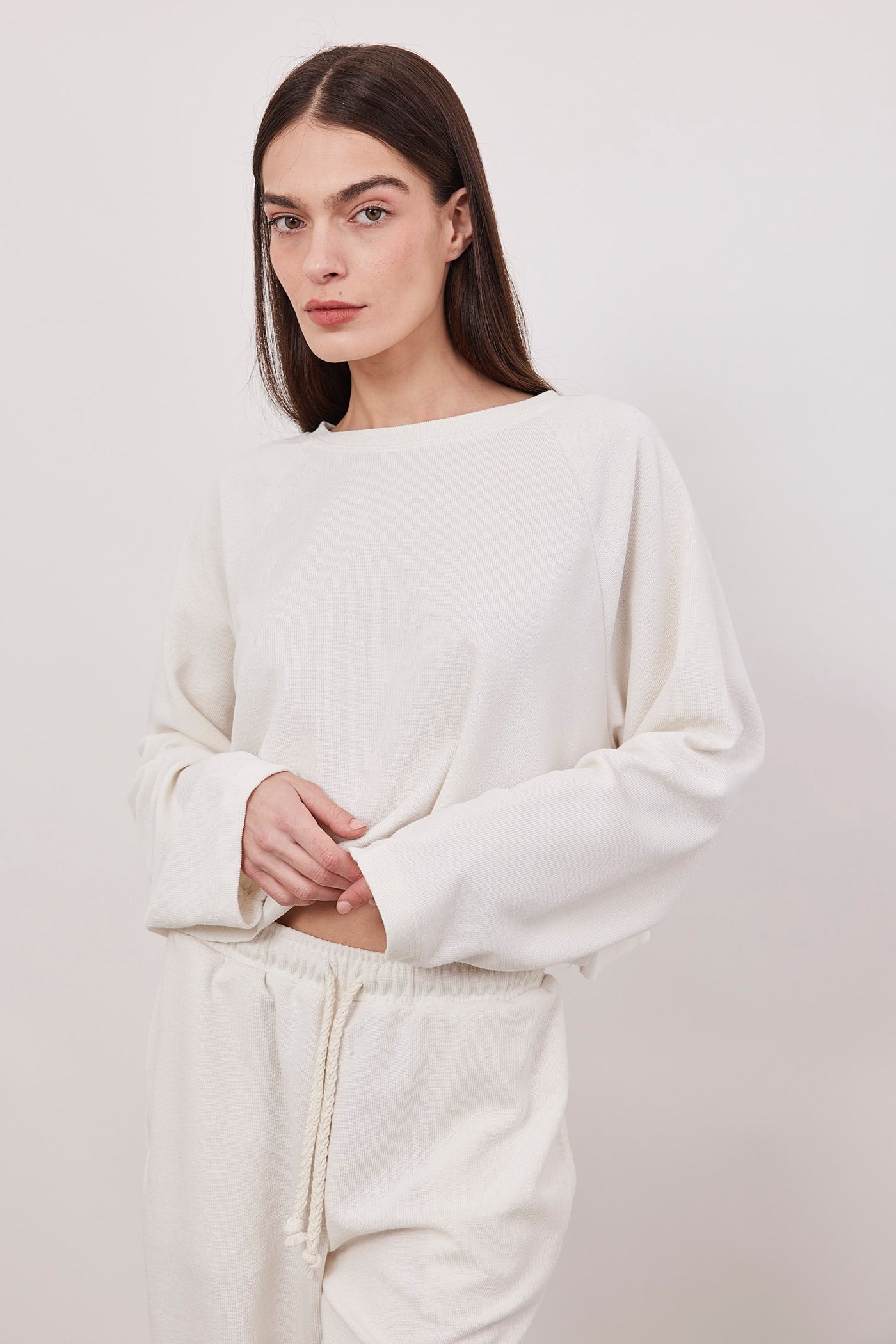 חולצת סריג קרופ