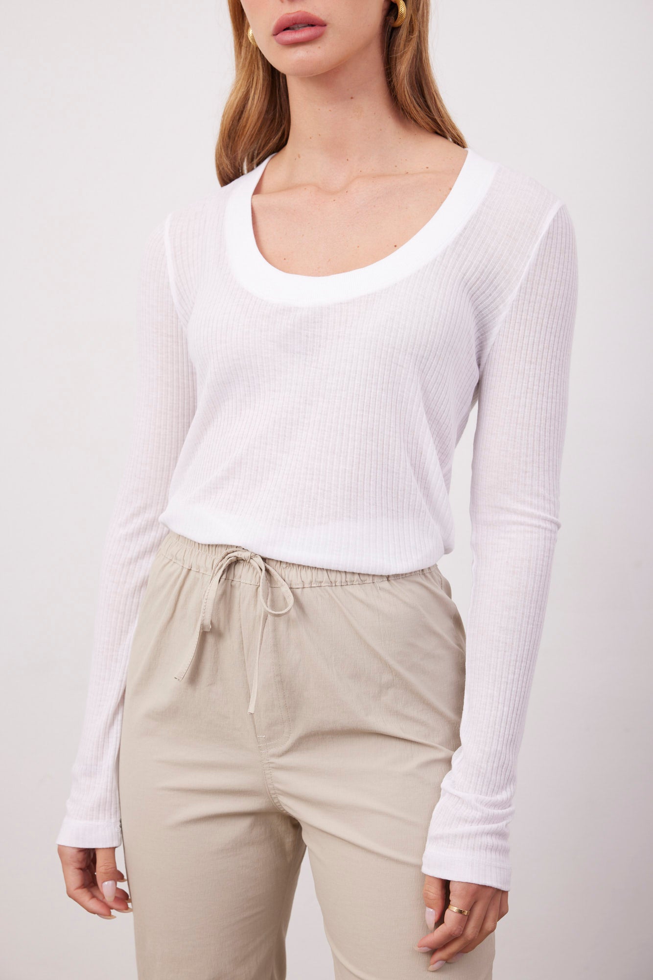 חולצה שקפקפה עם מחשוף עגול - ITAY BRANDS