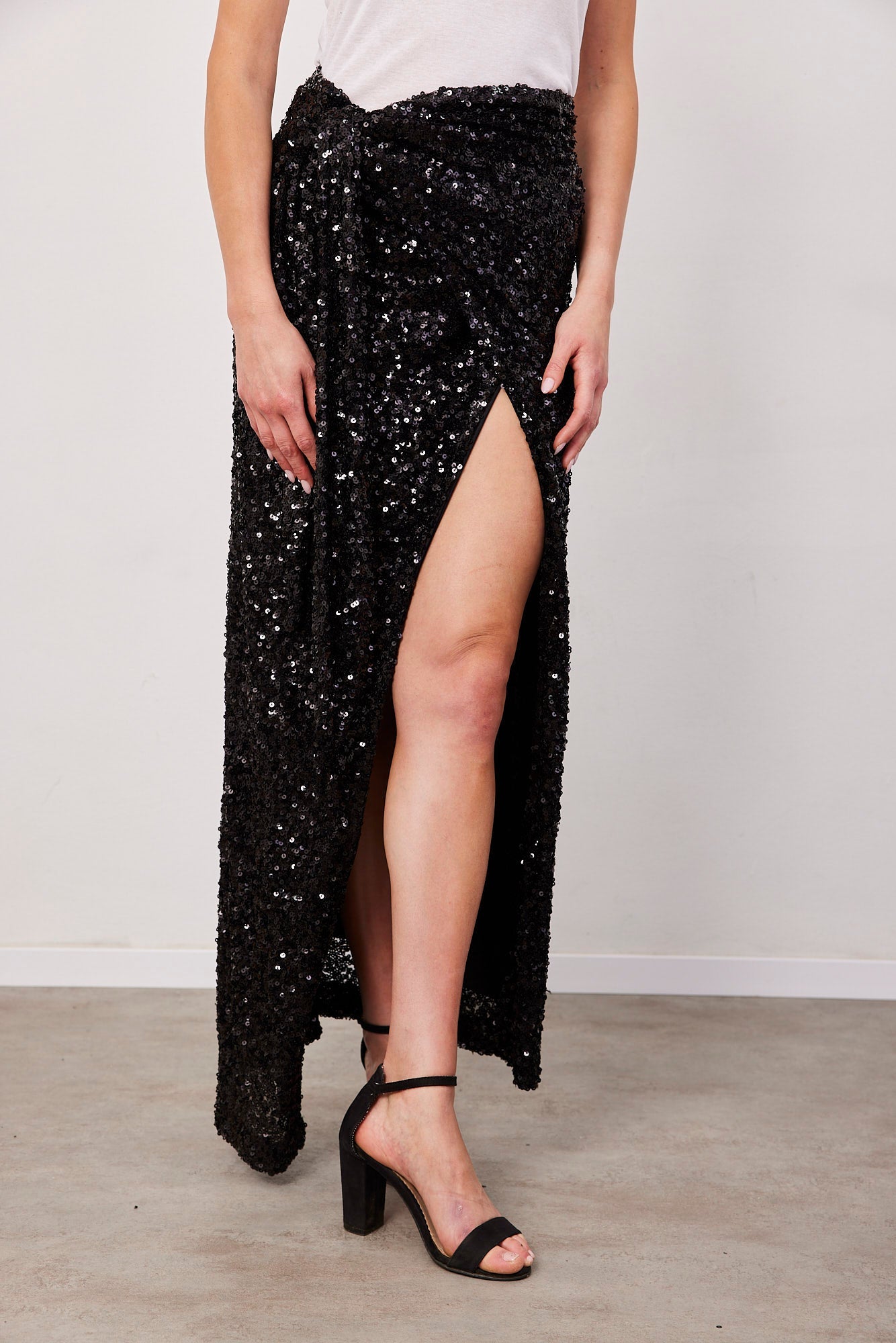 חצאית פייטים - ITAY BRANDS