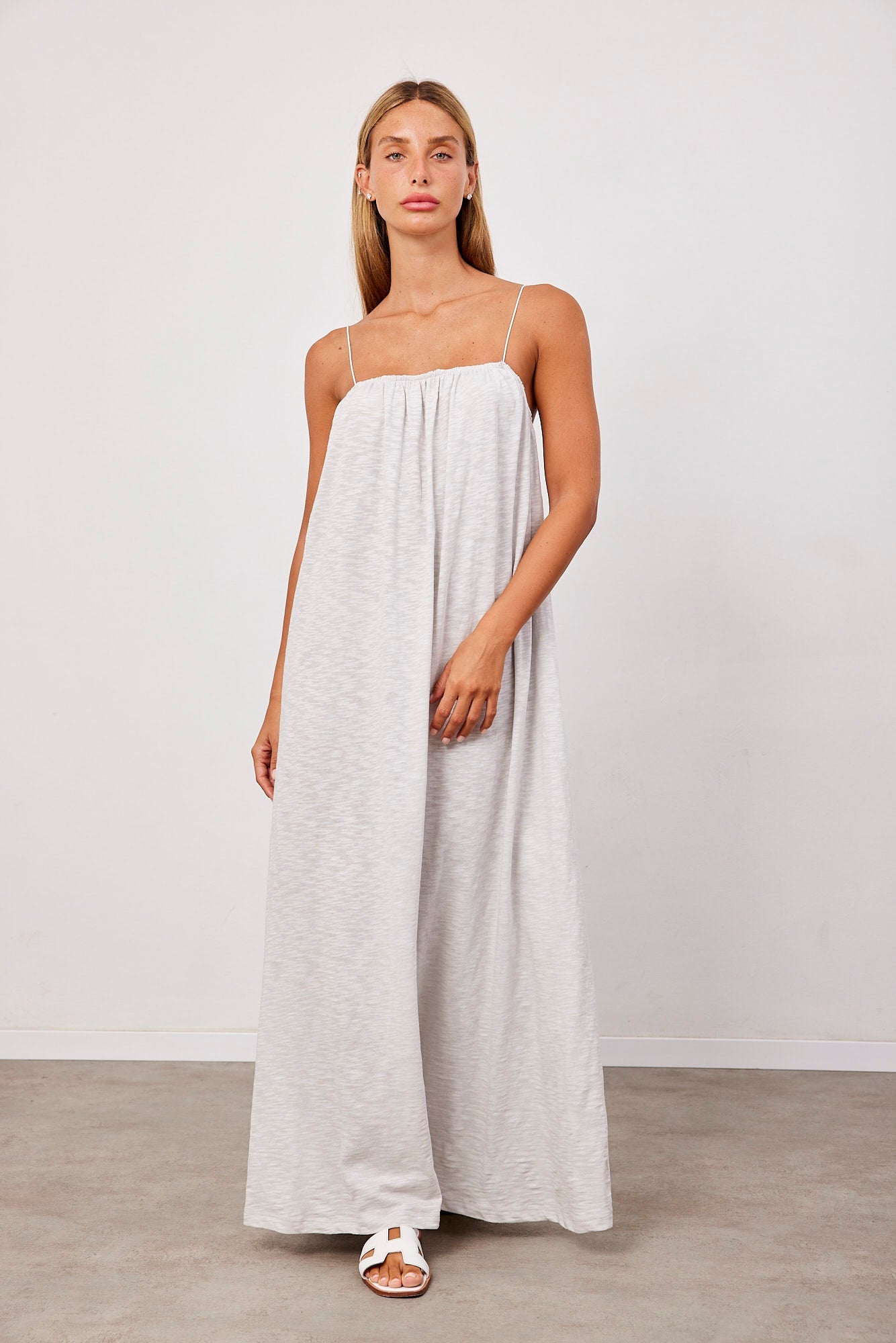 שמלת מקסי עם כיווצים - ITAY BRANDS