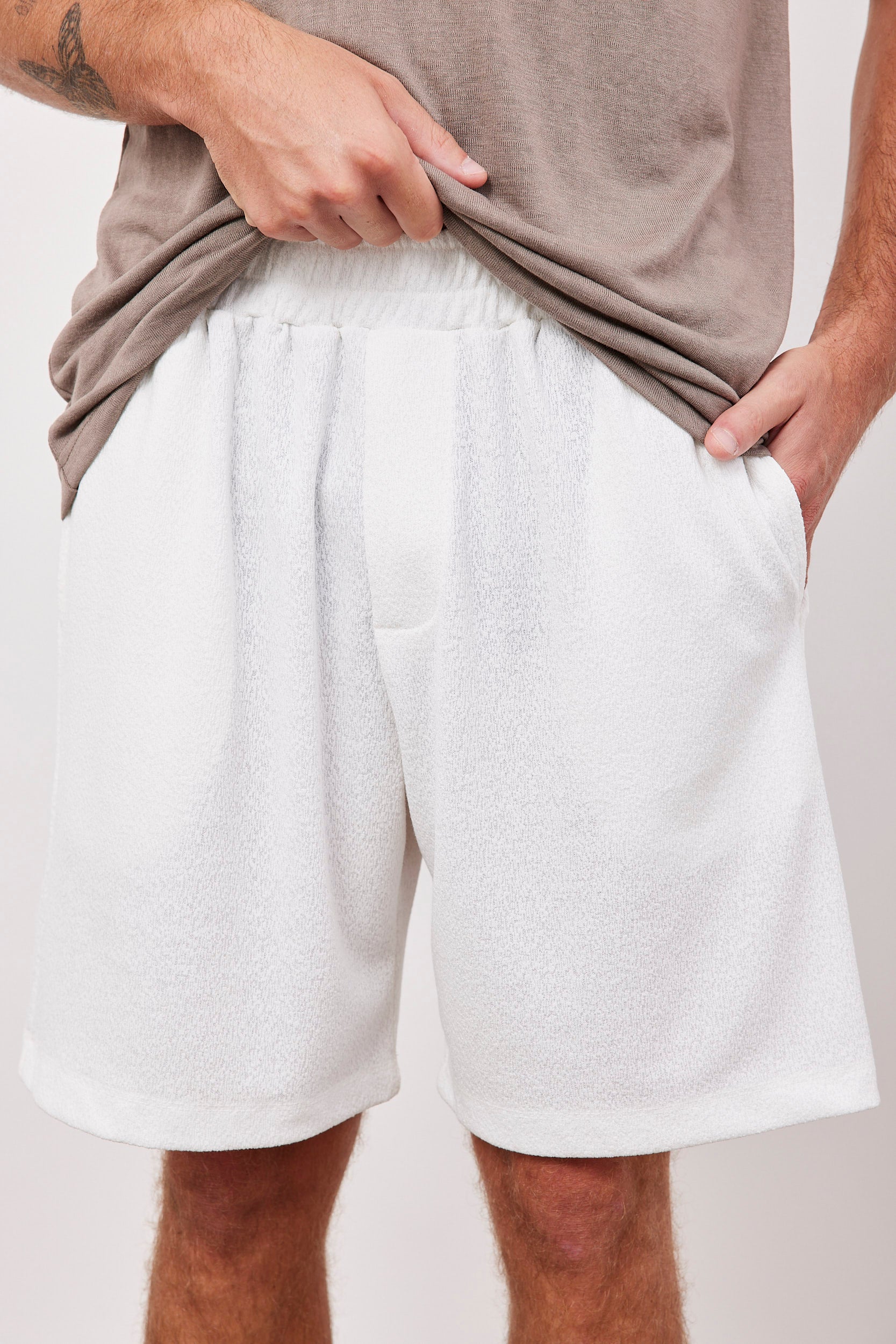 מכנסיים קצרים בטקסטורת מגבת