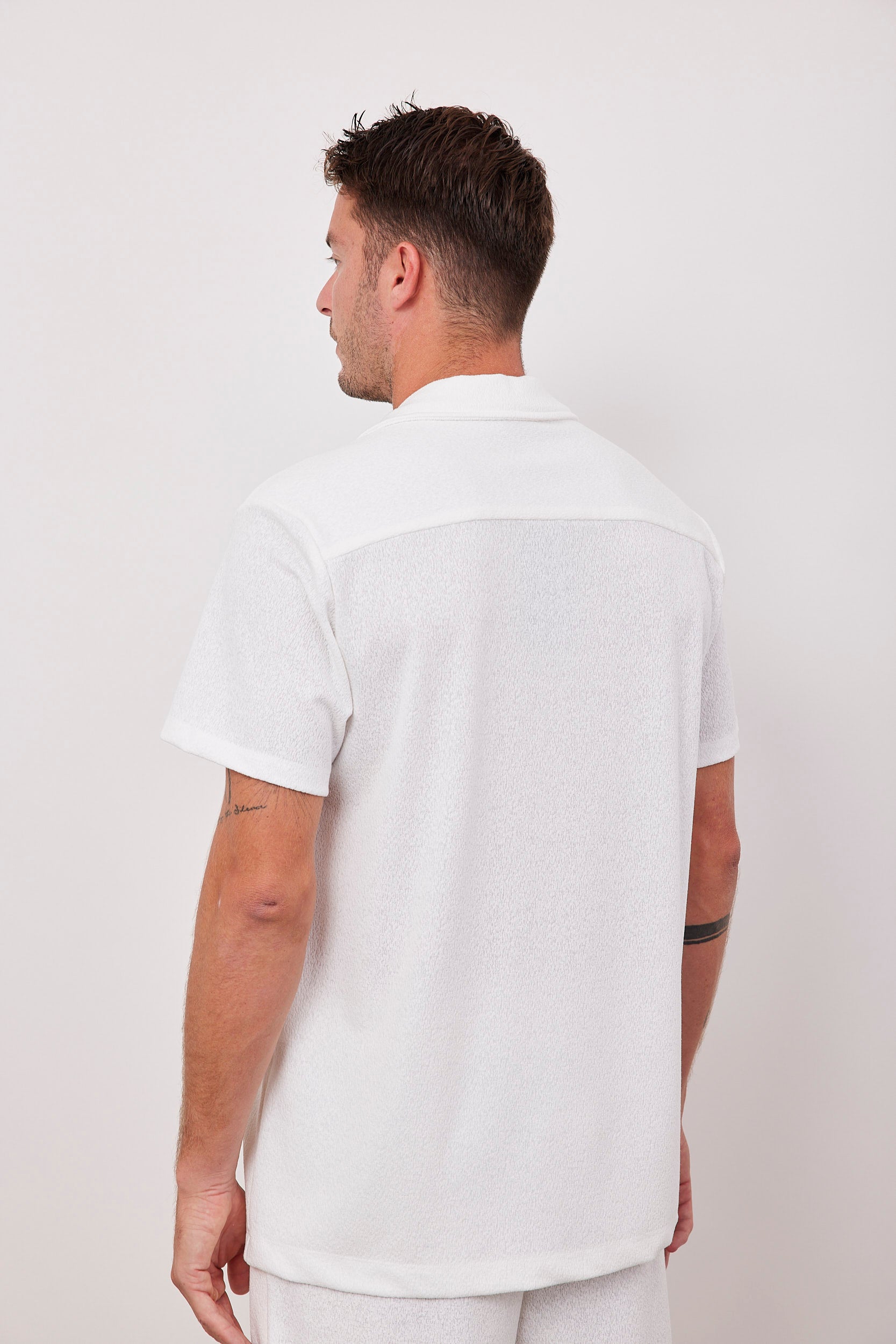 חולצה מכופתרת בטקסטורת מגבת