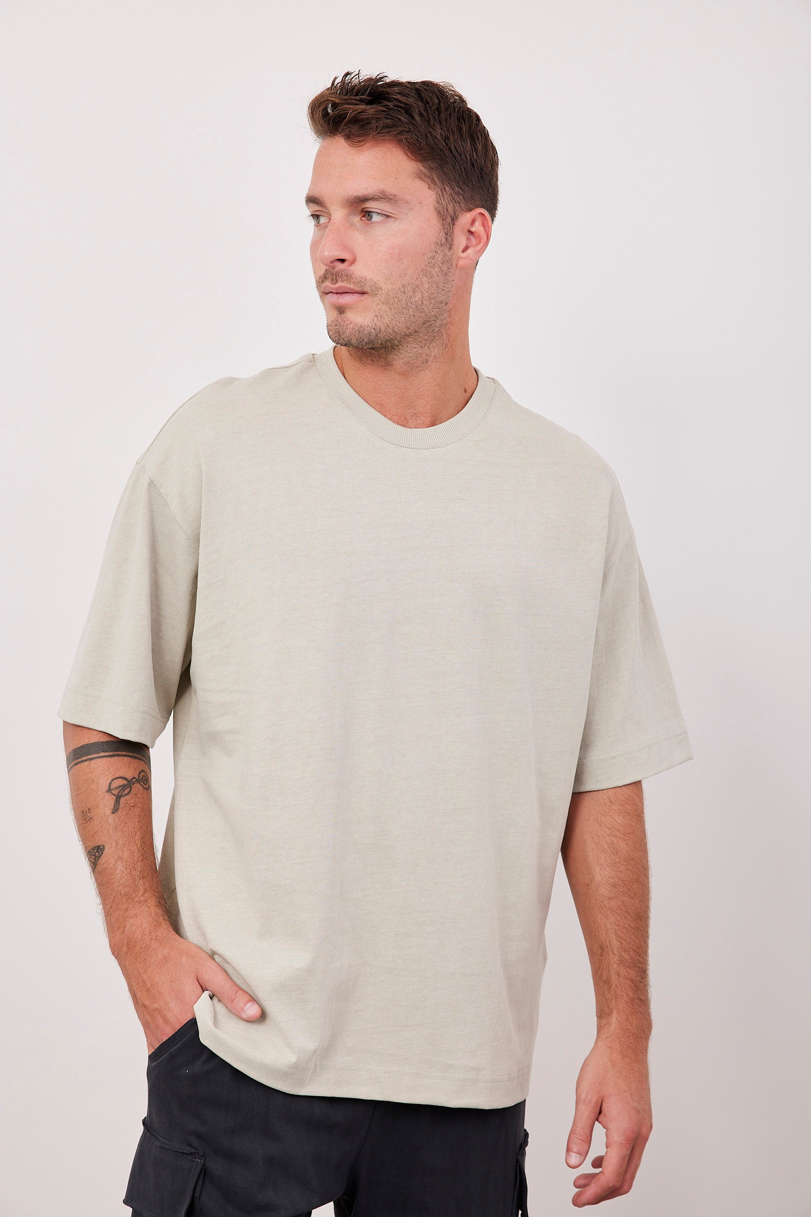 טי-שרט ווש מפתח עגול