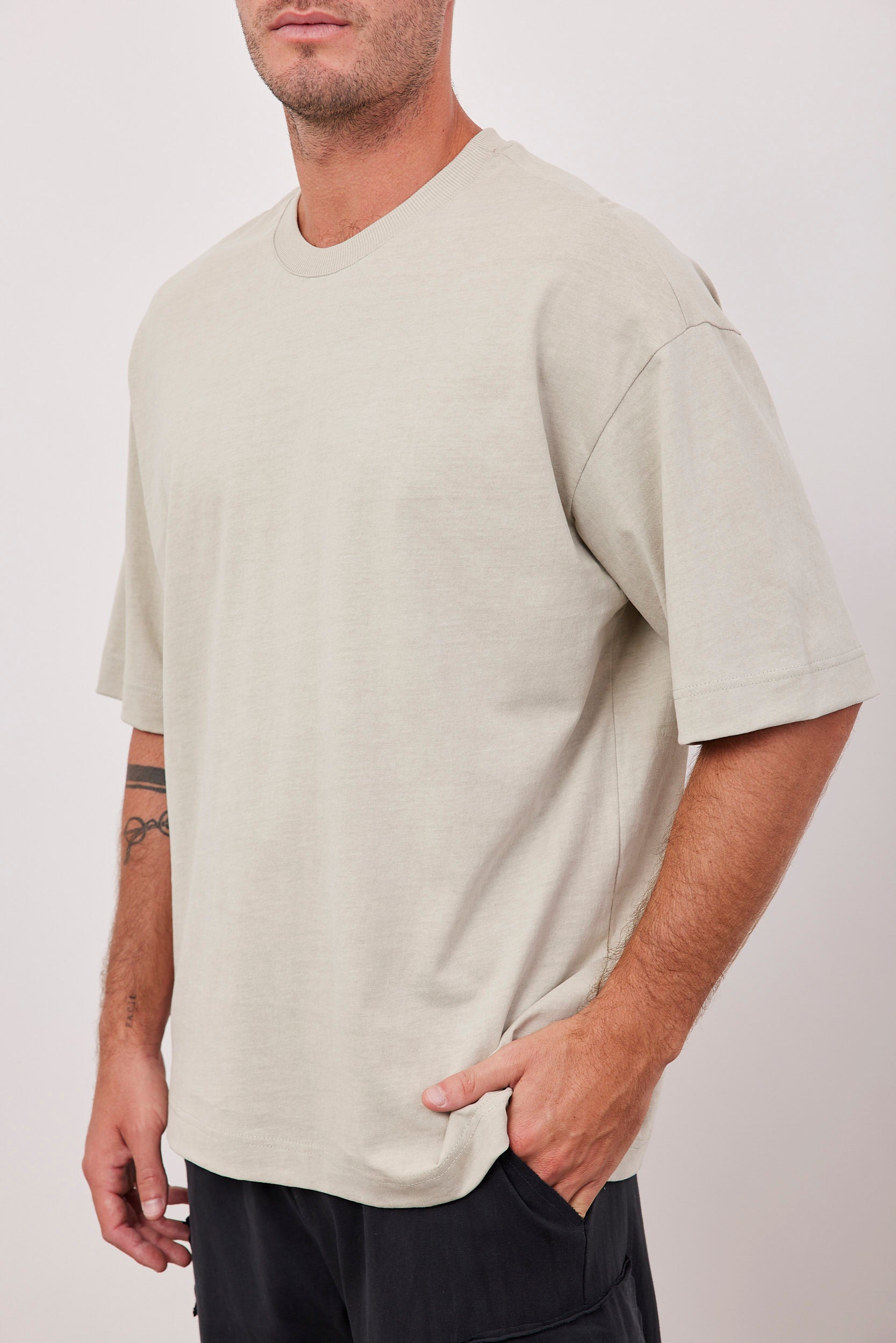 טי-שרט ווש מפתח עגול