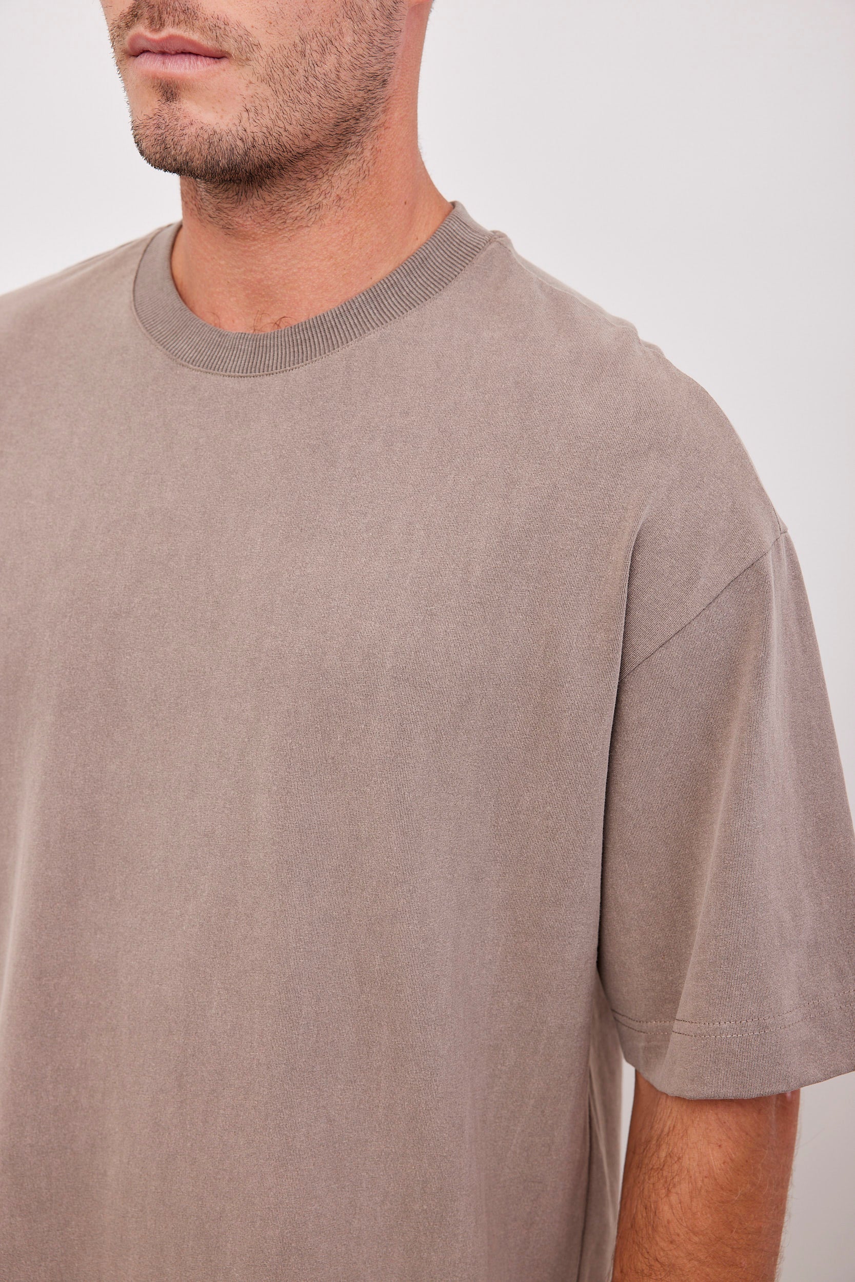 טי-שרט ווש מפתח עגול