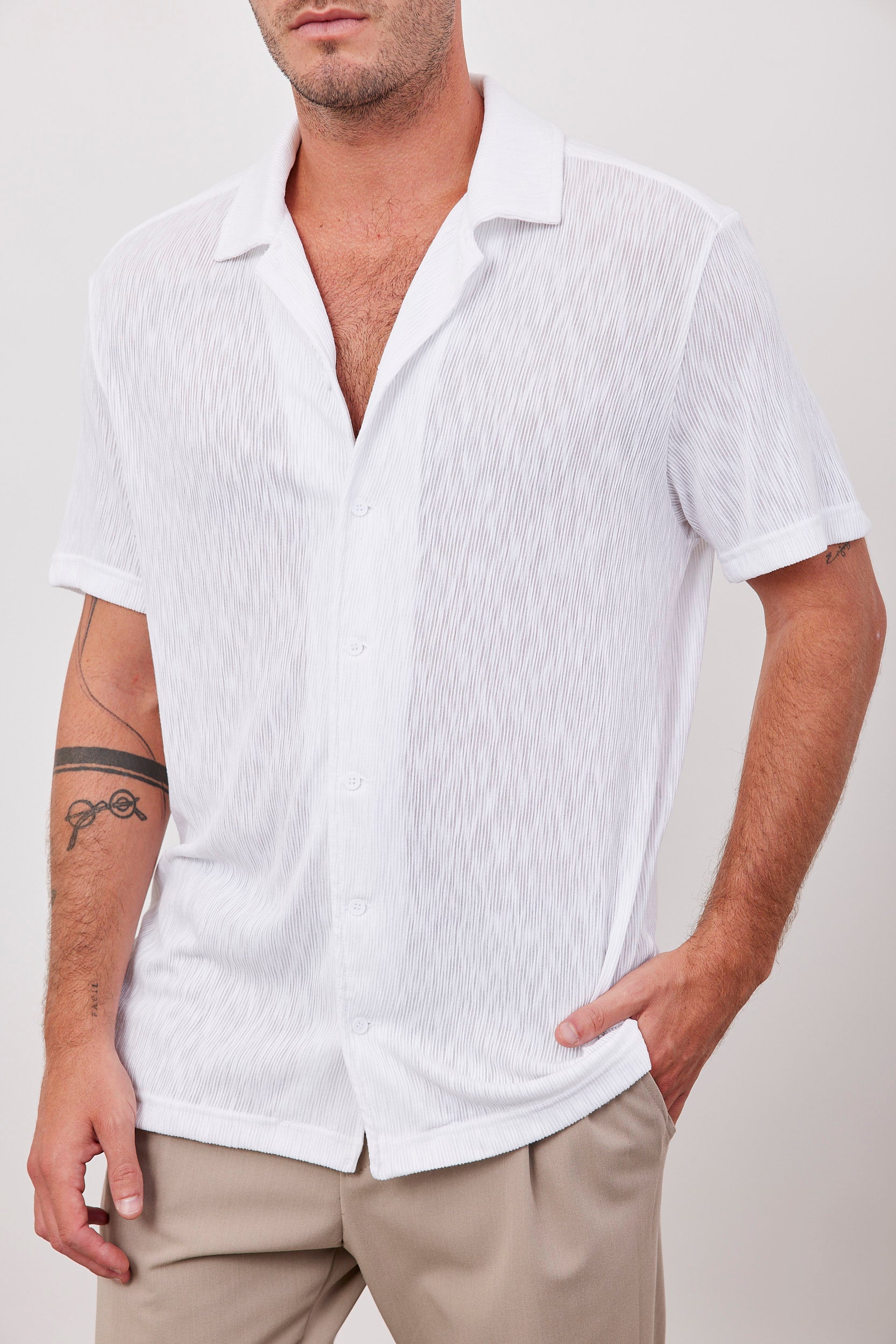 חולצה מכופתרת טקסטורת פסים