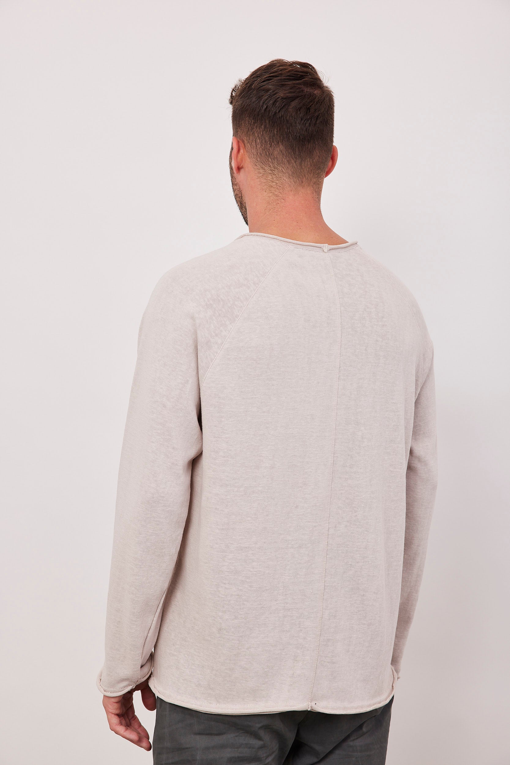 חולצת רגלן ארוכה מראה פשתן