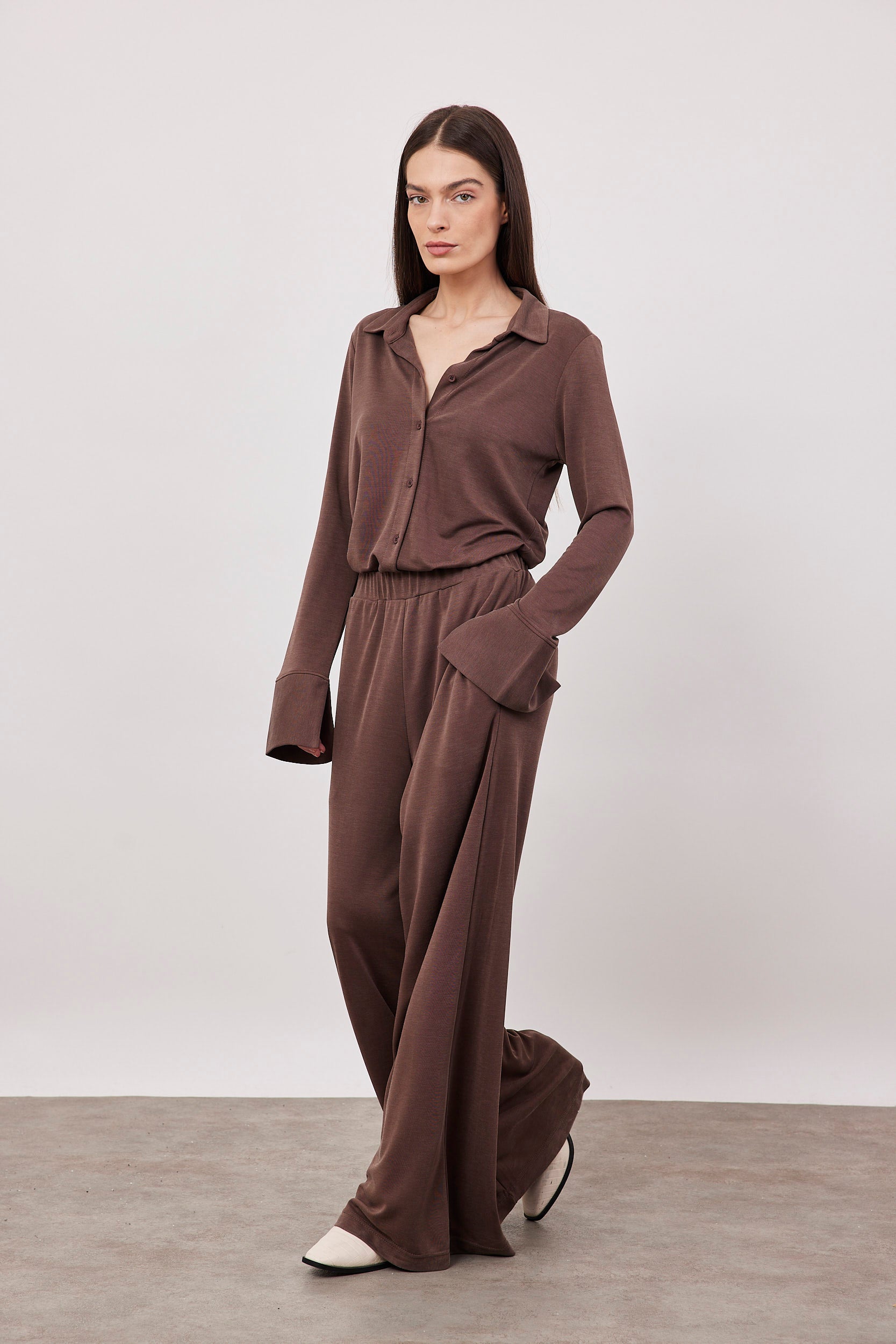 מכנסי מודל ארוכים