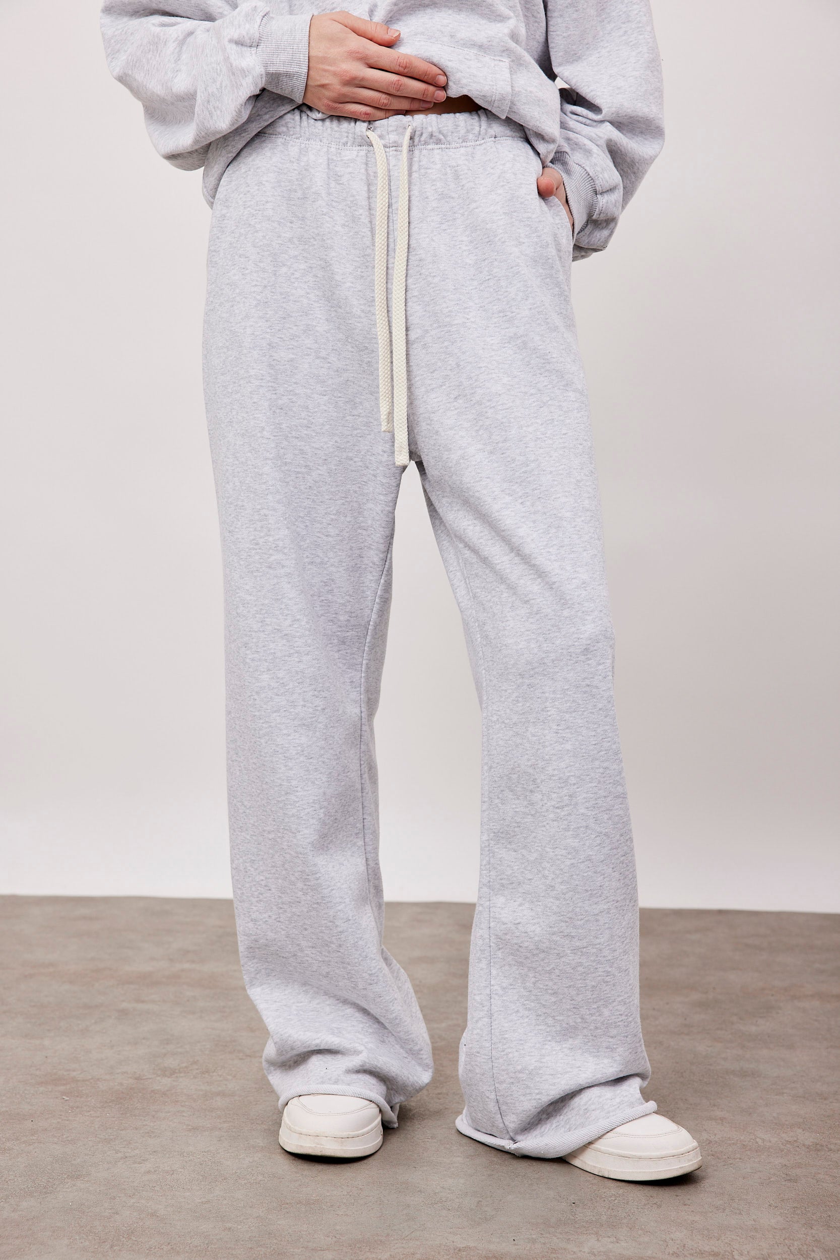 מכנסי פרנץ טרי בסיומת גזורה