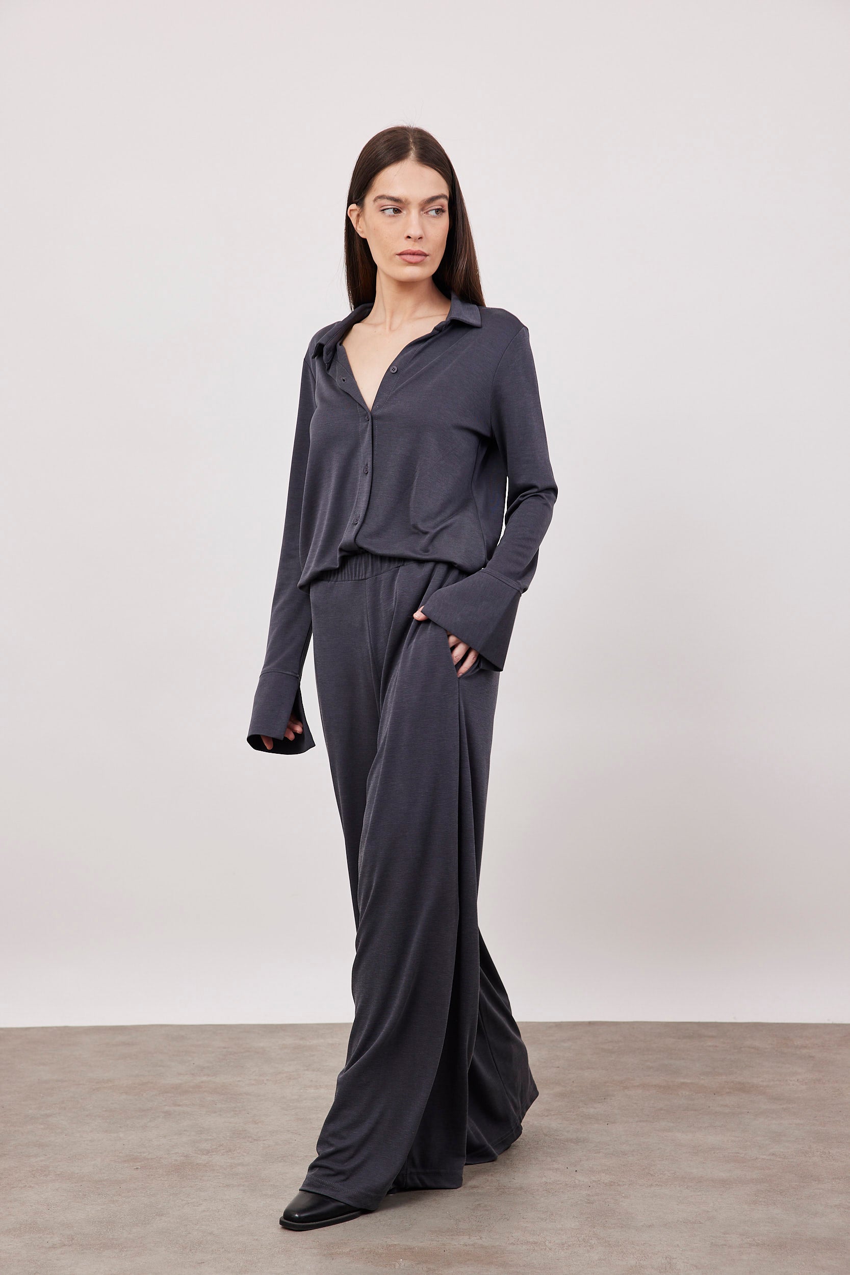 מכנסי מודל ארוכים