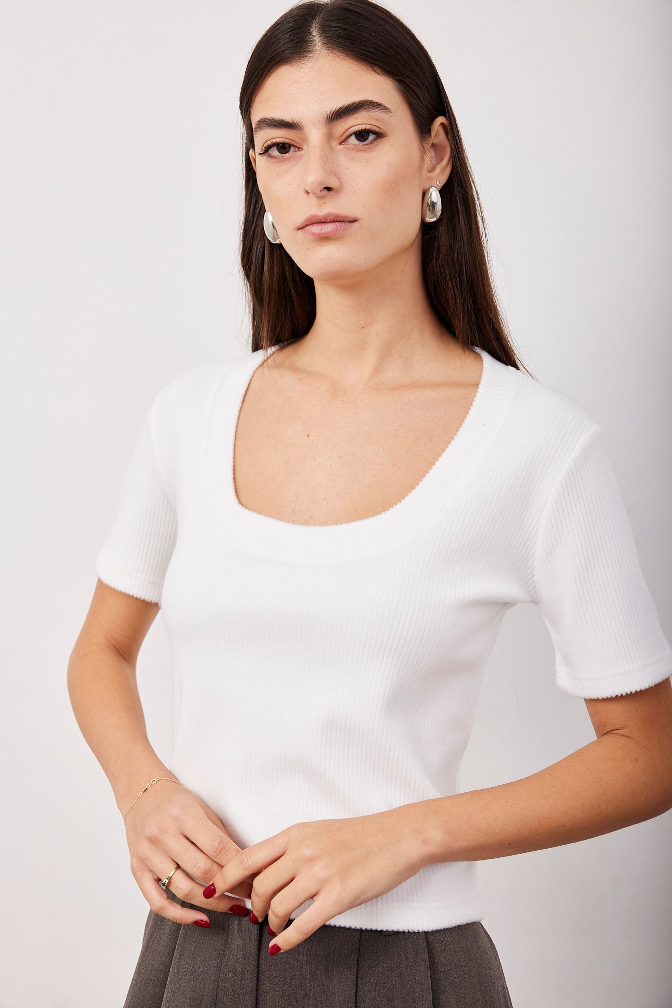 חולצת סריג עם מחשוף עגול - ITAY BRANDS