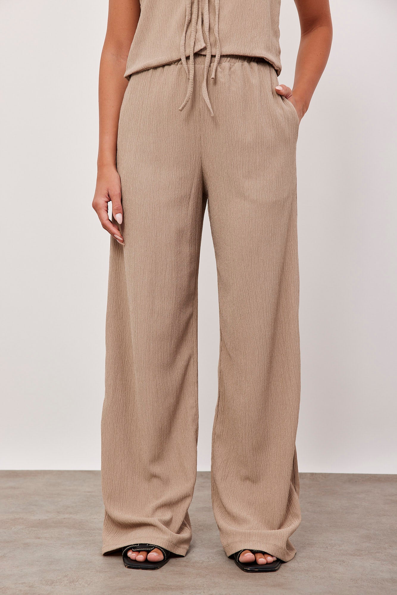 מכנסיים ארוכים בטקסטורה עם גומי - ITAY BRANDS