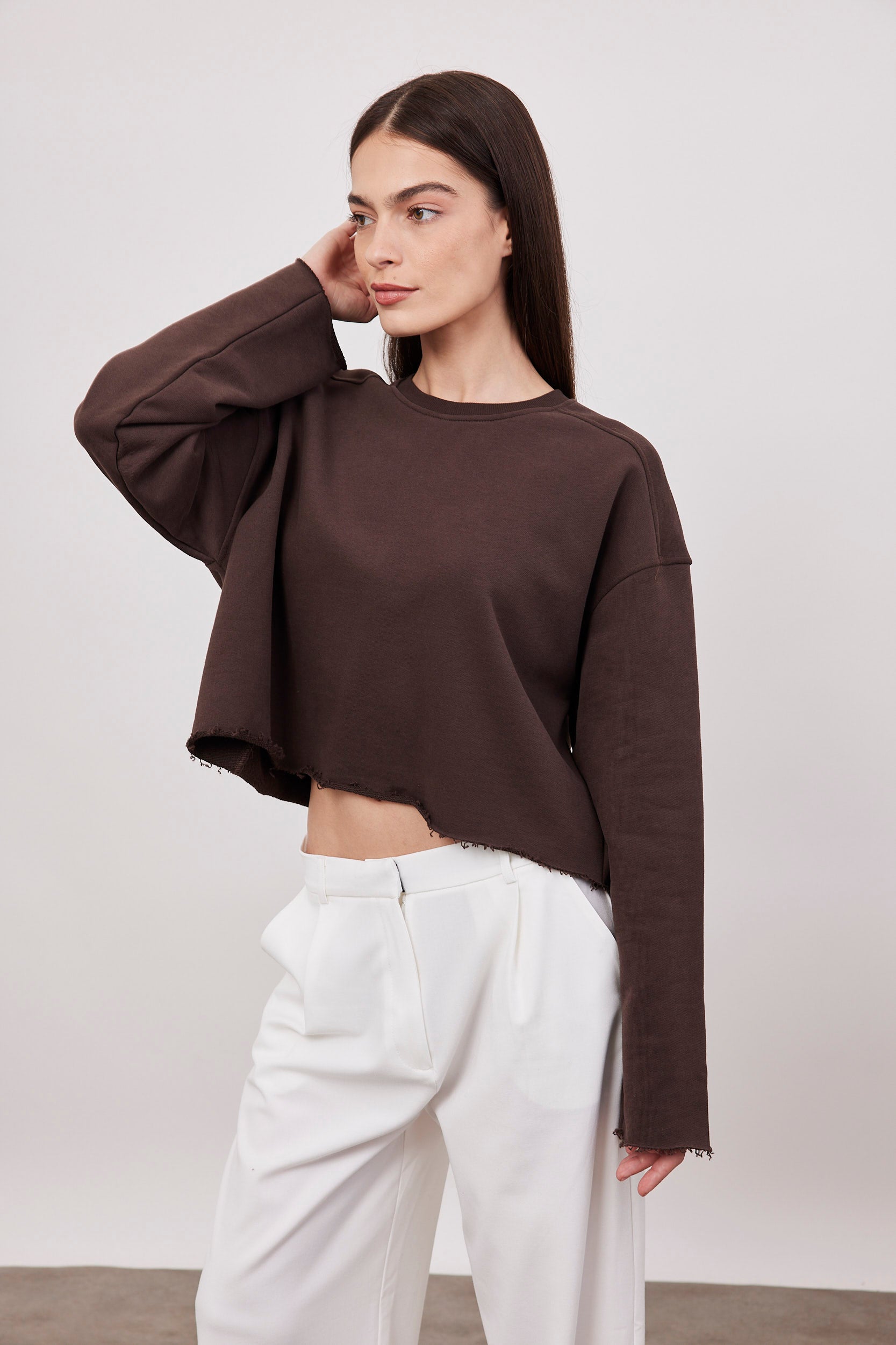 סווטשרט קרופ בסיומת גזורה