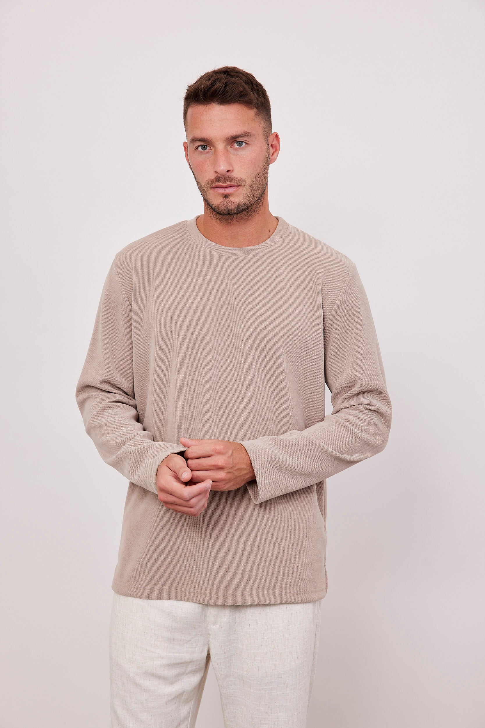 סריג ארוך מפתח עגול