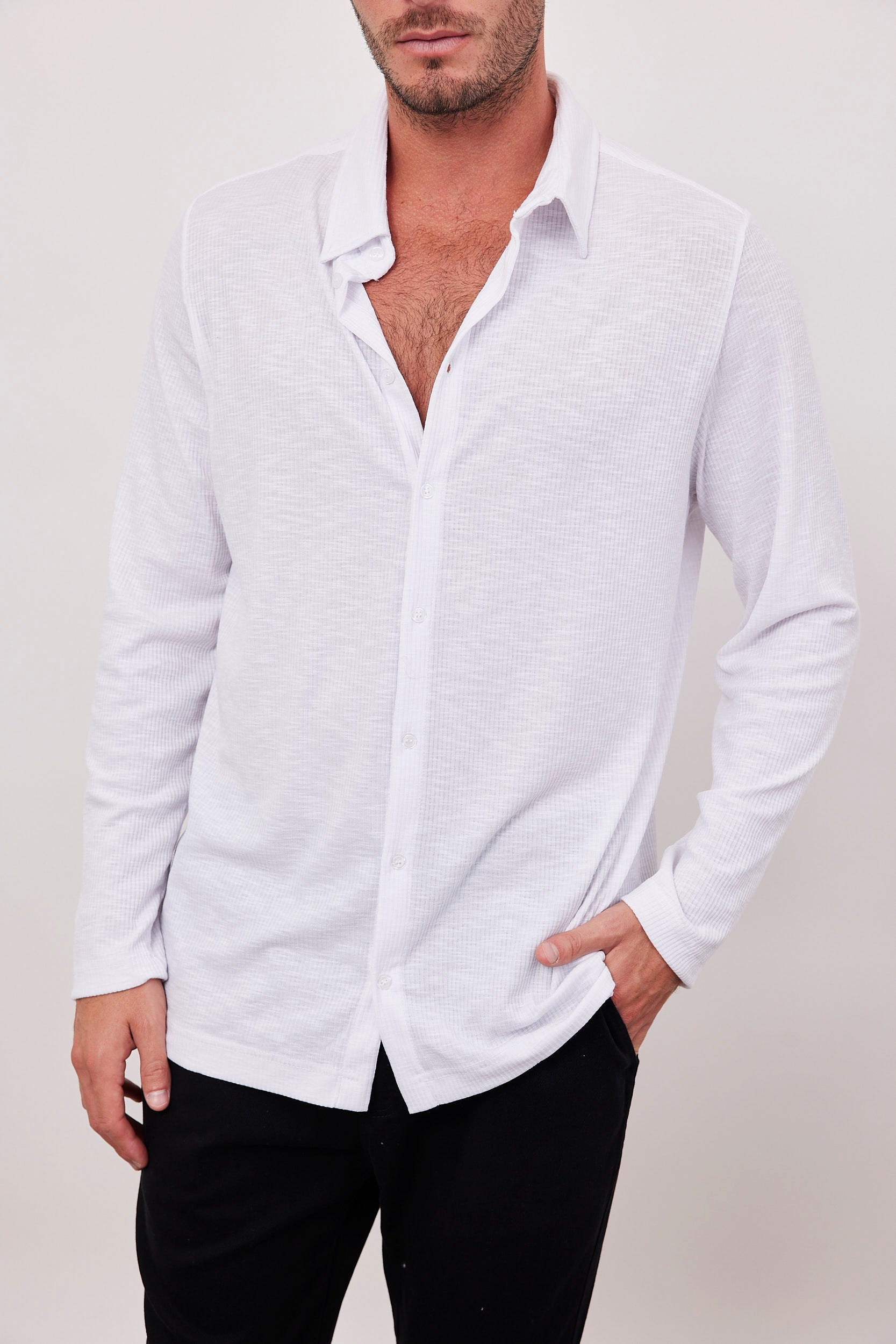 חולצה בטקסטורת פסים מכופתרת