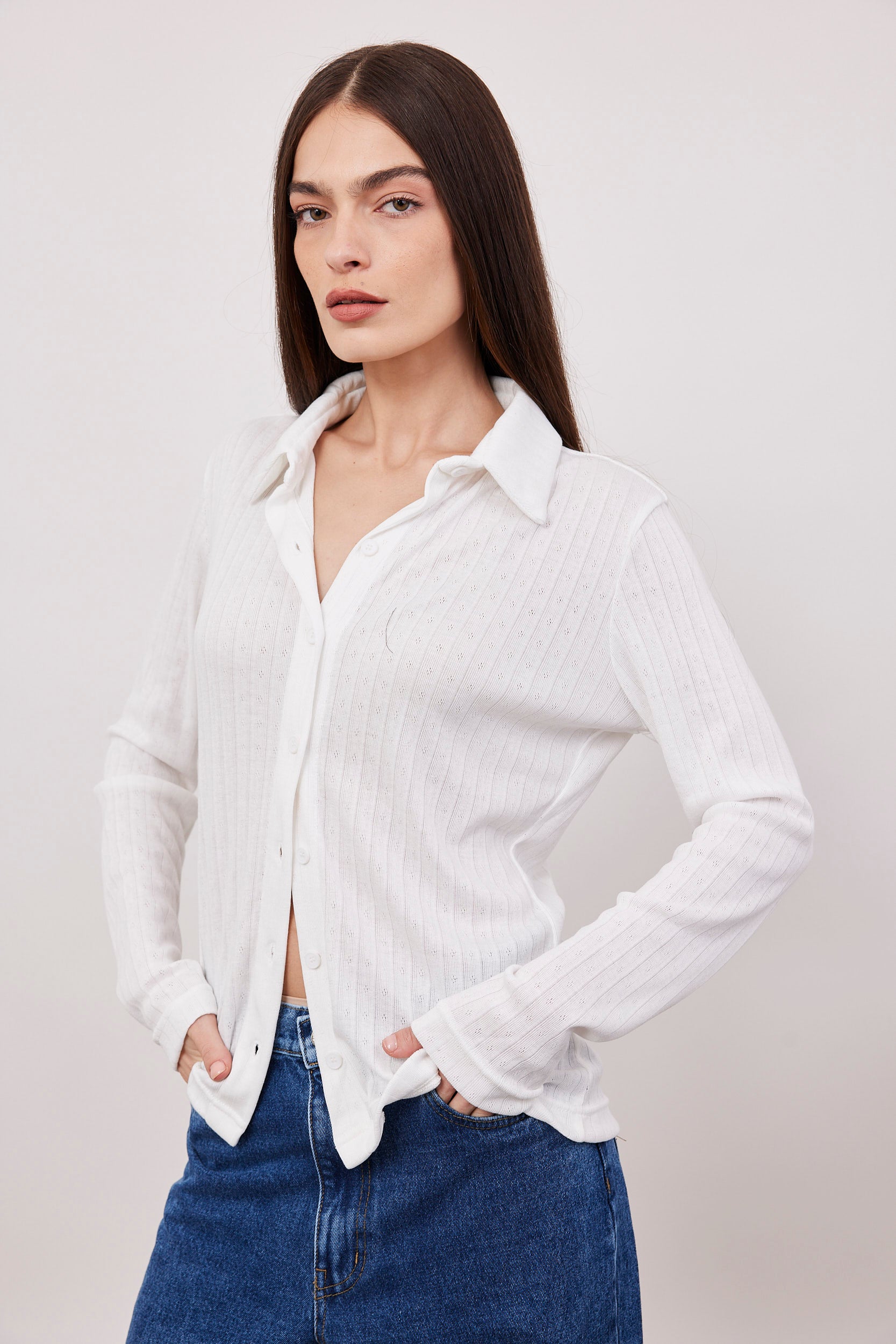 חולצת פוינטל מכופתרת