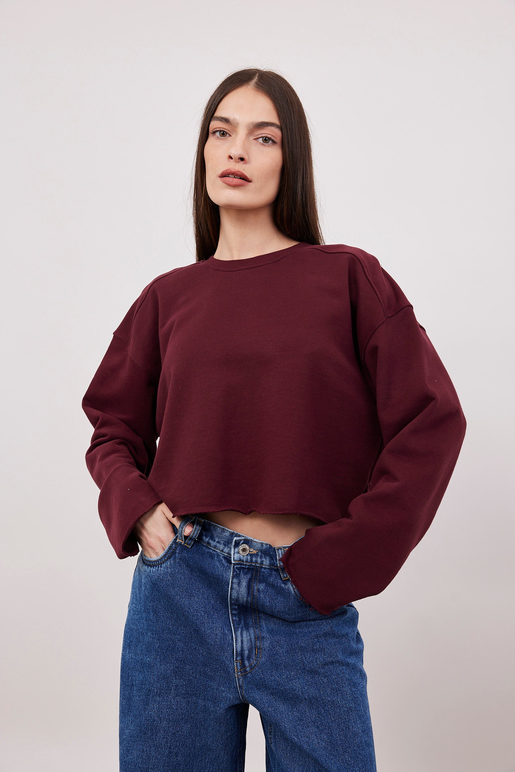 סווטשרט קרופ בסיומת גזורה