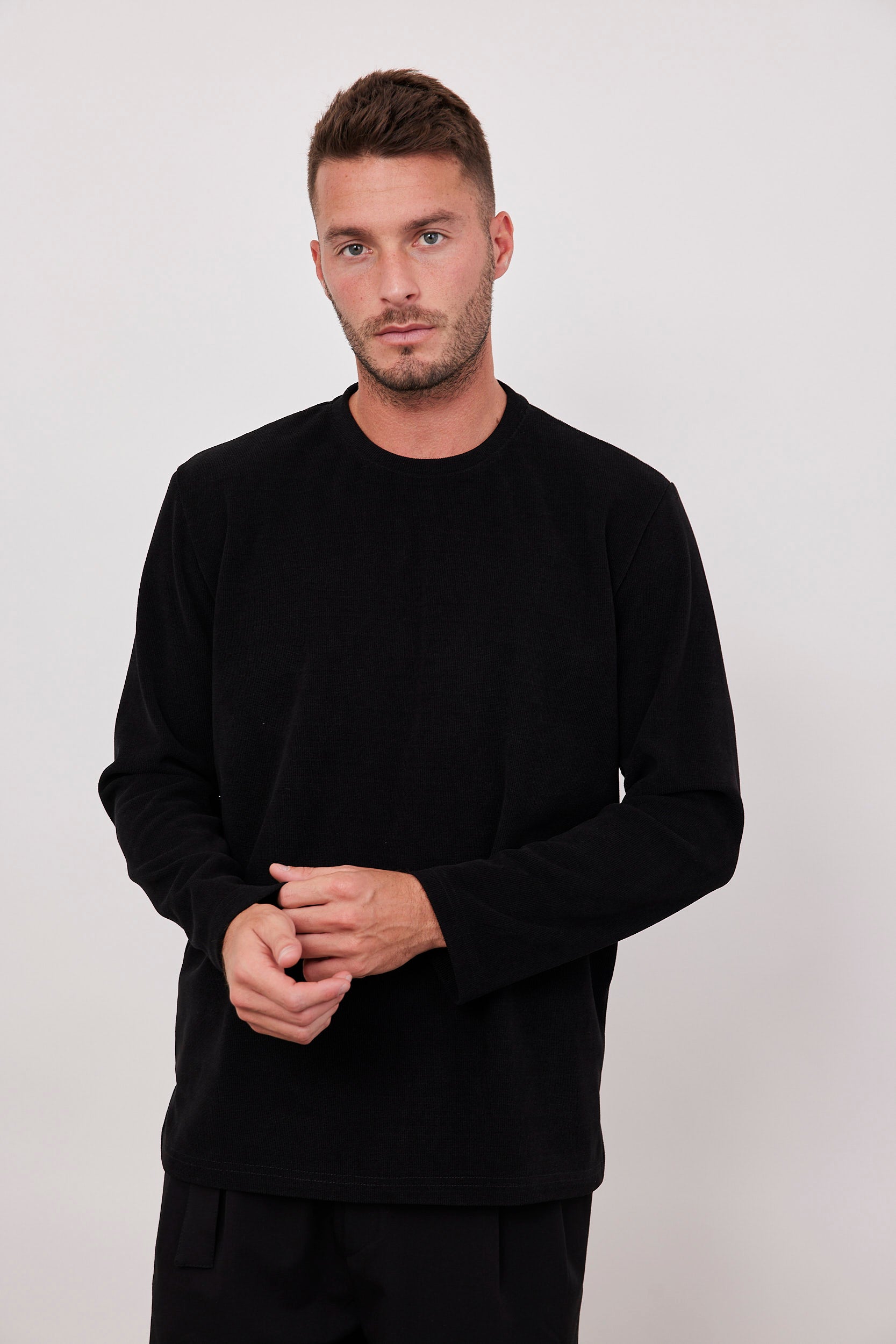 סריג ארוך מפתח עגול