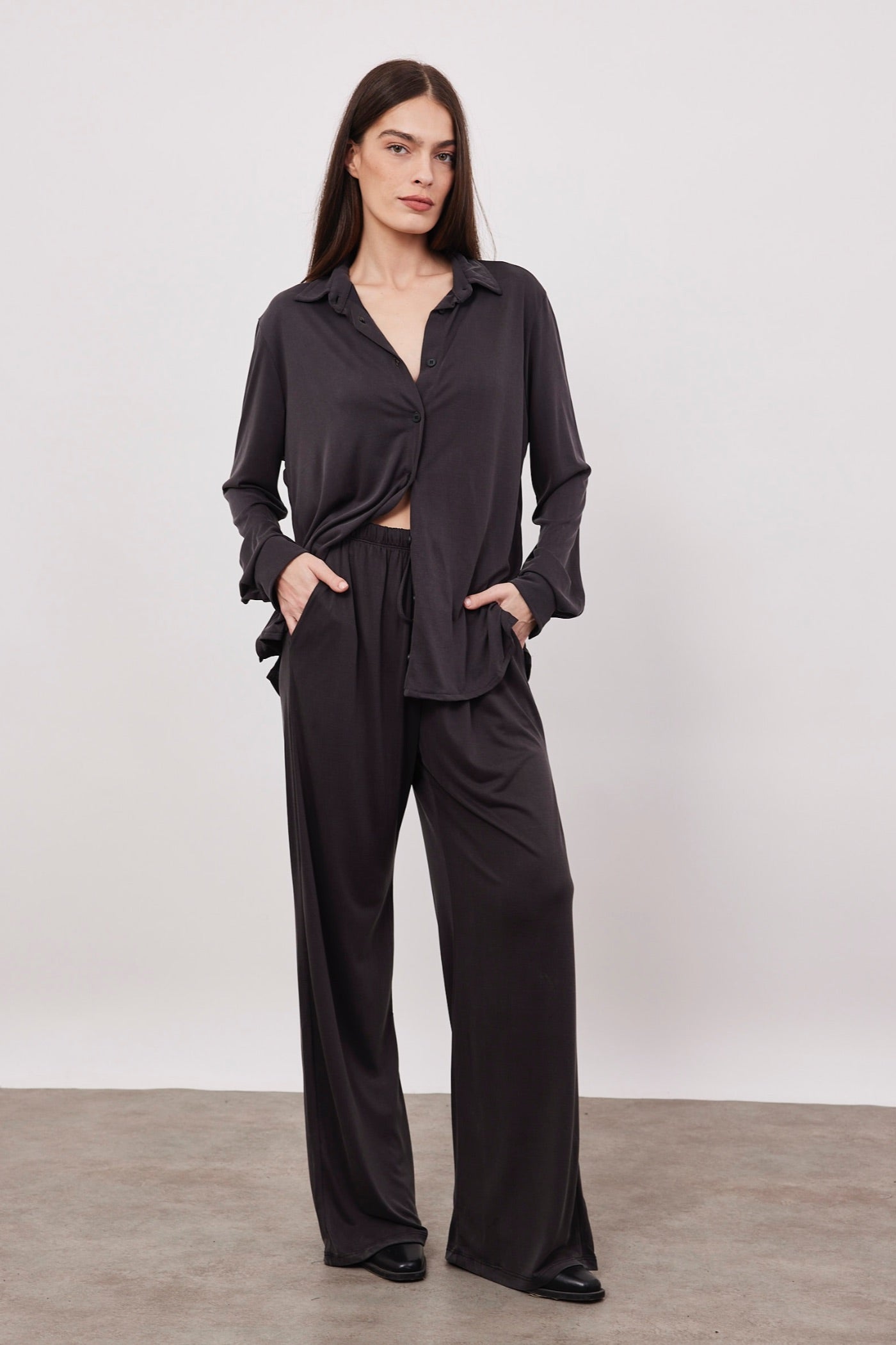 מכנסיים ארוכים בד מודל