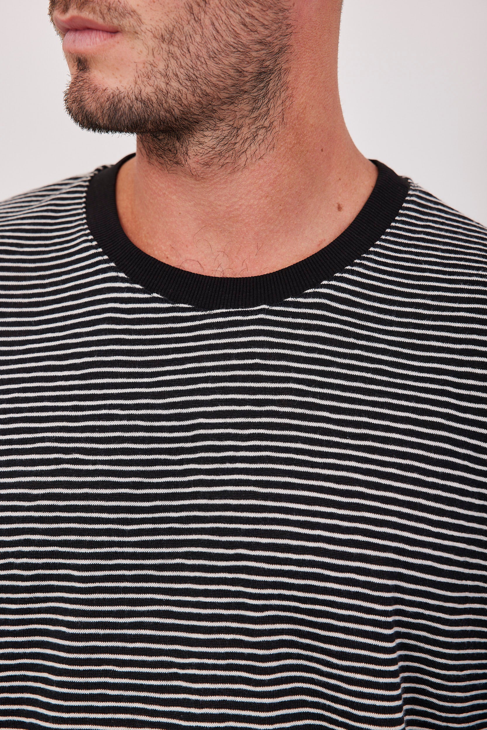 חולצת סריג דקה בהדפס פסים