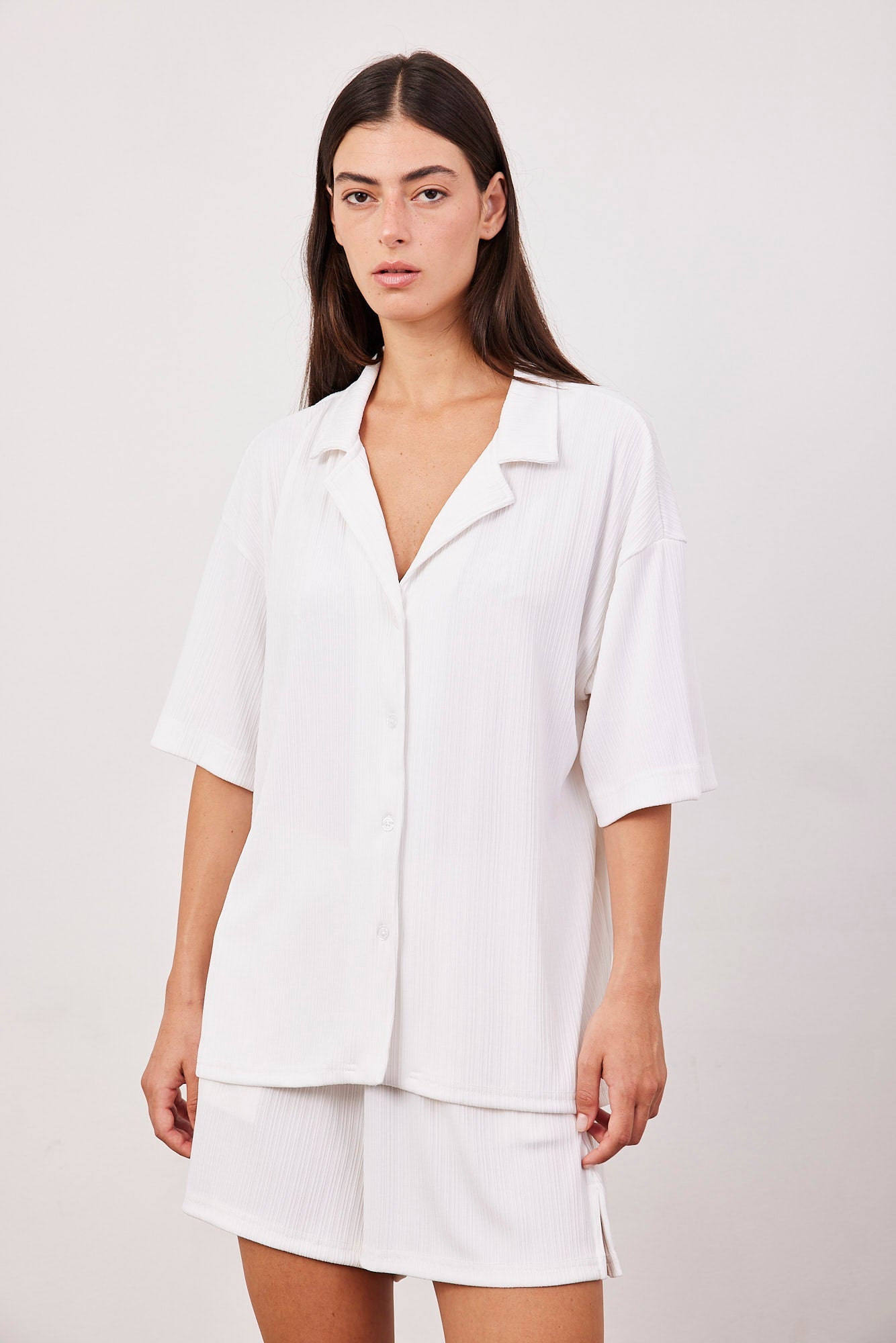 חליפה קצרה בטקסטורת פסים - ITAY BRANDS